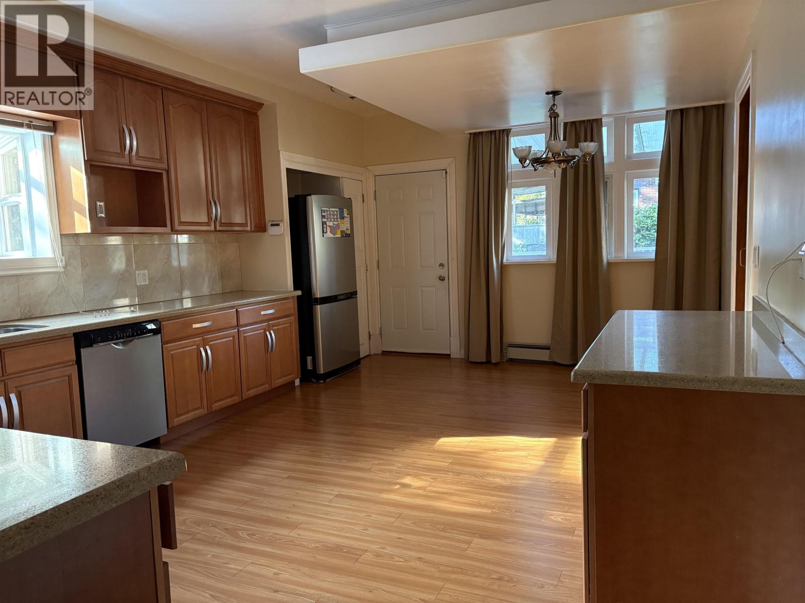 1603 W 49th Avenue, Vancouver, British Columbia  V6M 2R8 - Photo 15 - R3162201