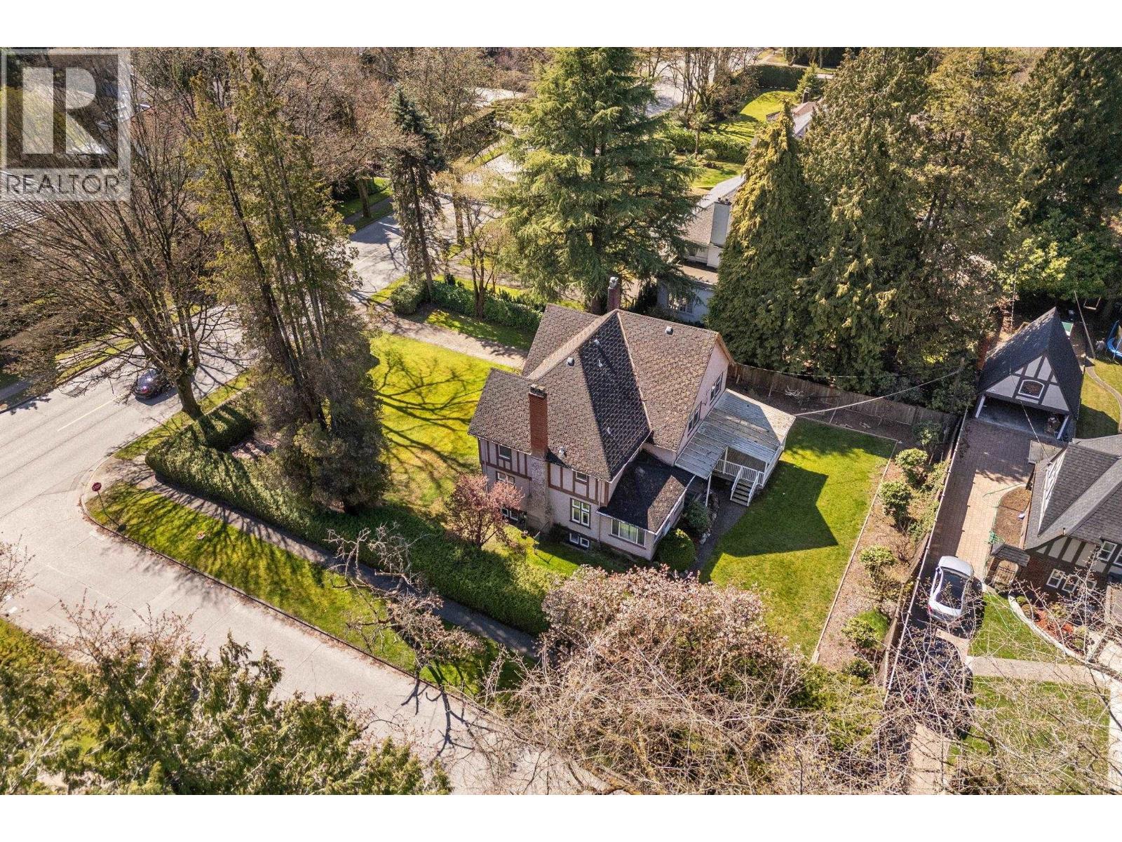 1603 W 49th Avenue, Vancouver, British Columbia  V6M 2R8 - Photo 8 - R3162201