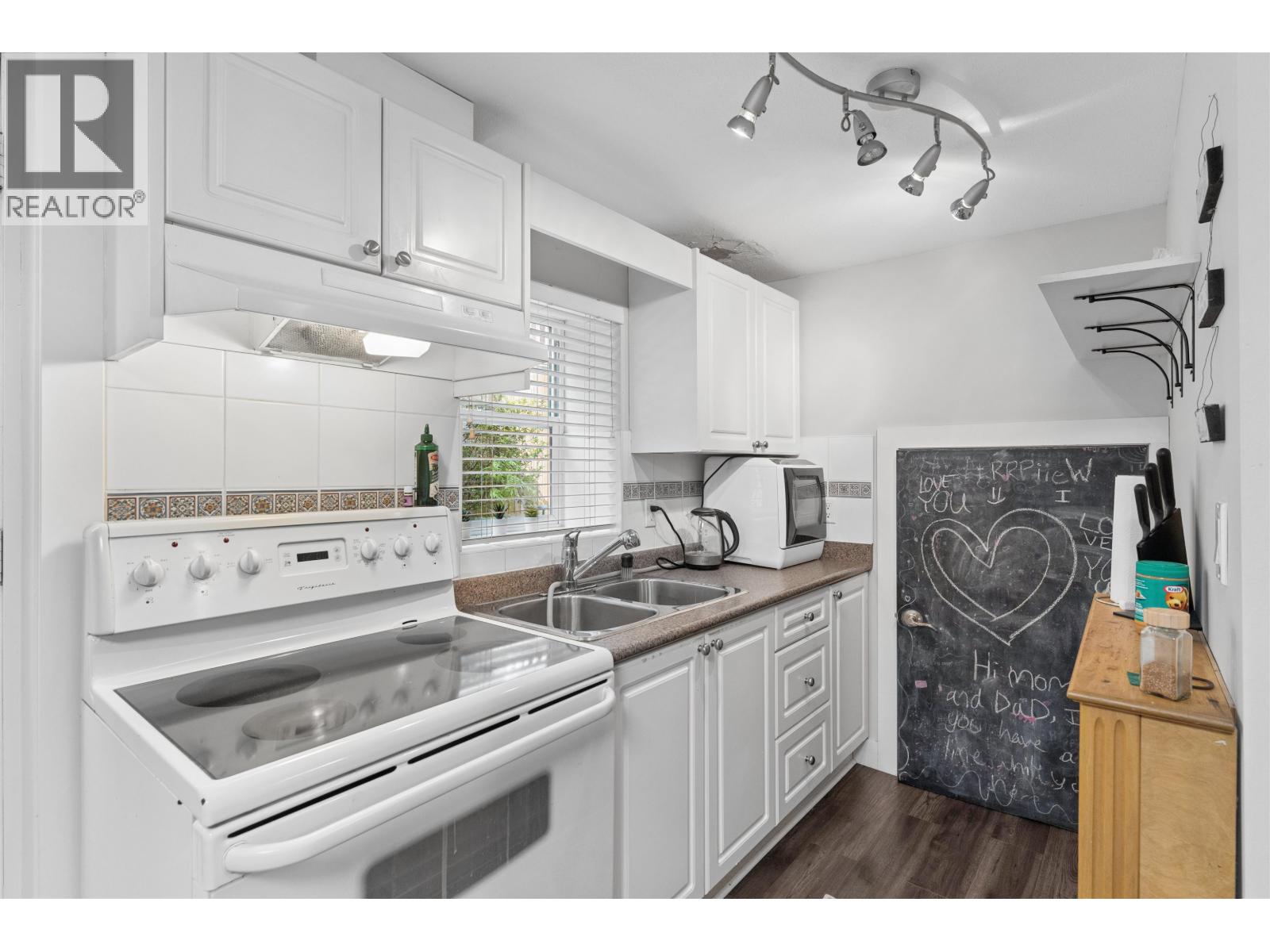 1250 E 11th Avenue, Vancouver, British Columbia  V5T 2G3 - Photo 27 - R3162204