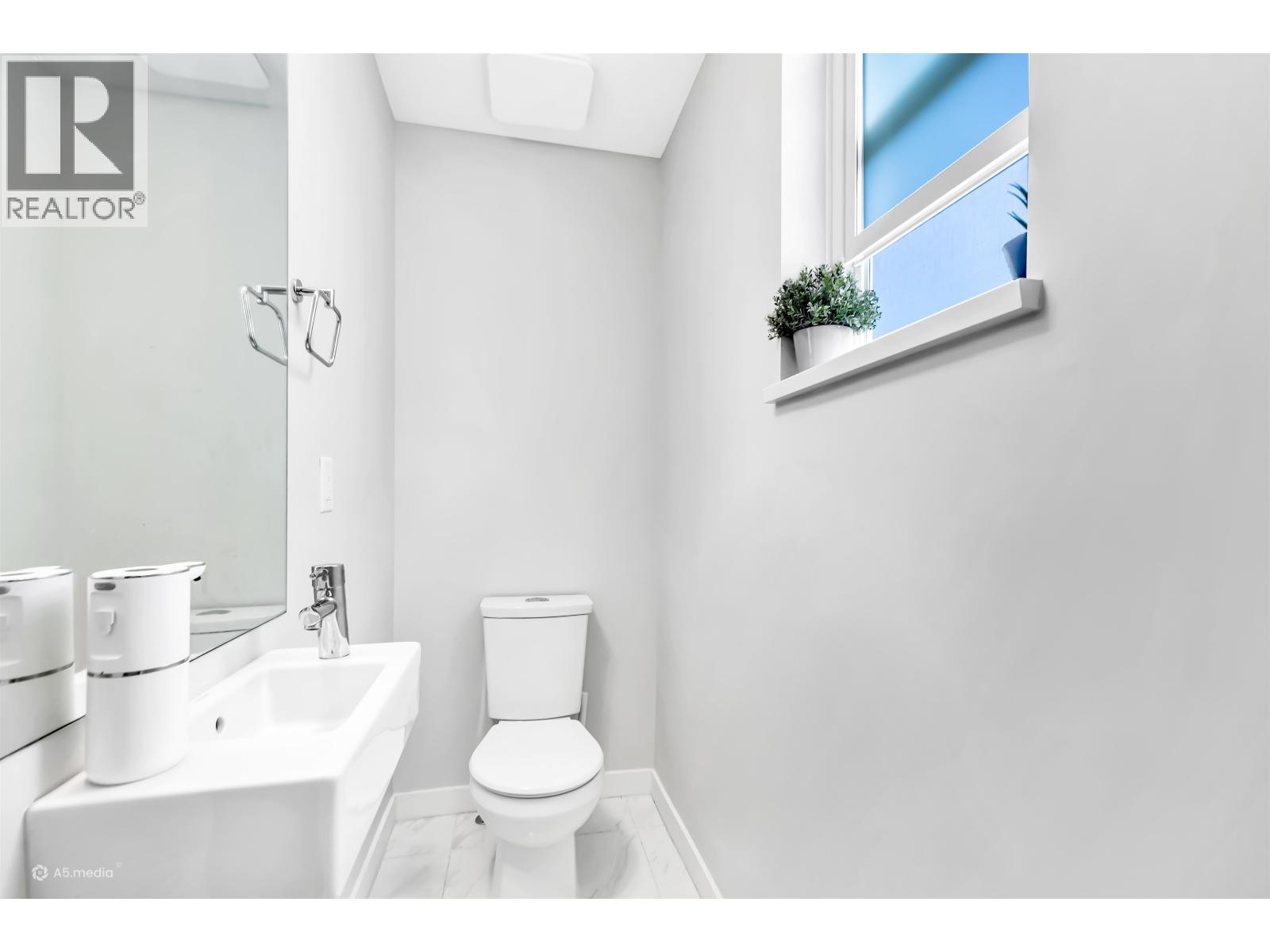 1038 11280 Pazarena Place, Maple Ridge, British Columbia  V2X 9H8 - Photo 14 - R3162244