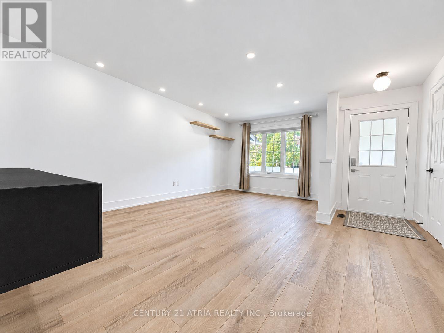 221 Via Campanile, Vaughan, Ontario  L4H 3J8 - Photo 3 - N13755090