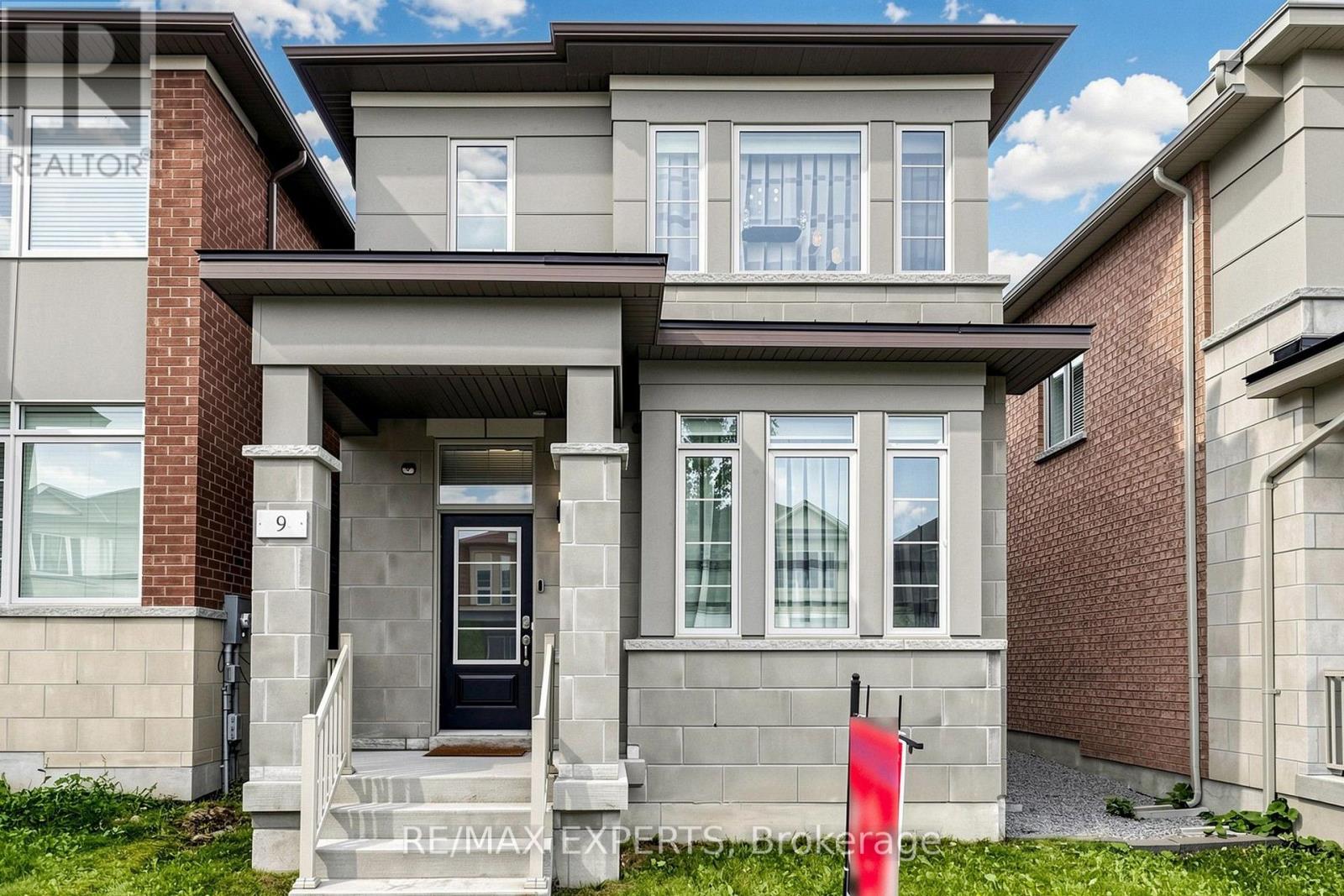 9 APPLEGATE DRIVE, East Gwillimbury, Ontario