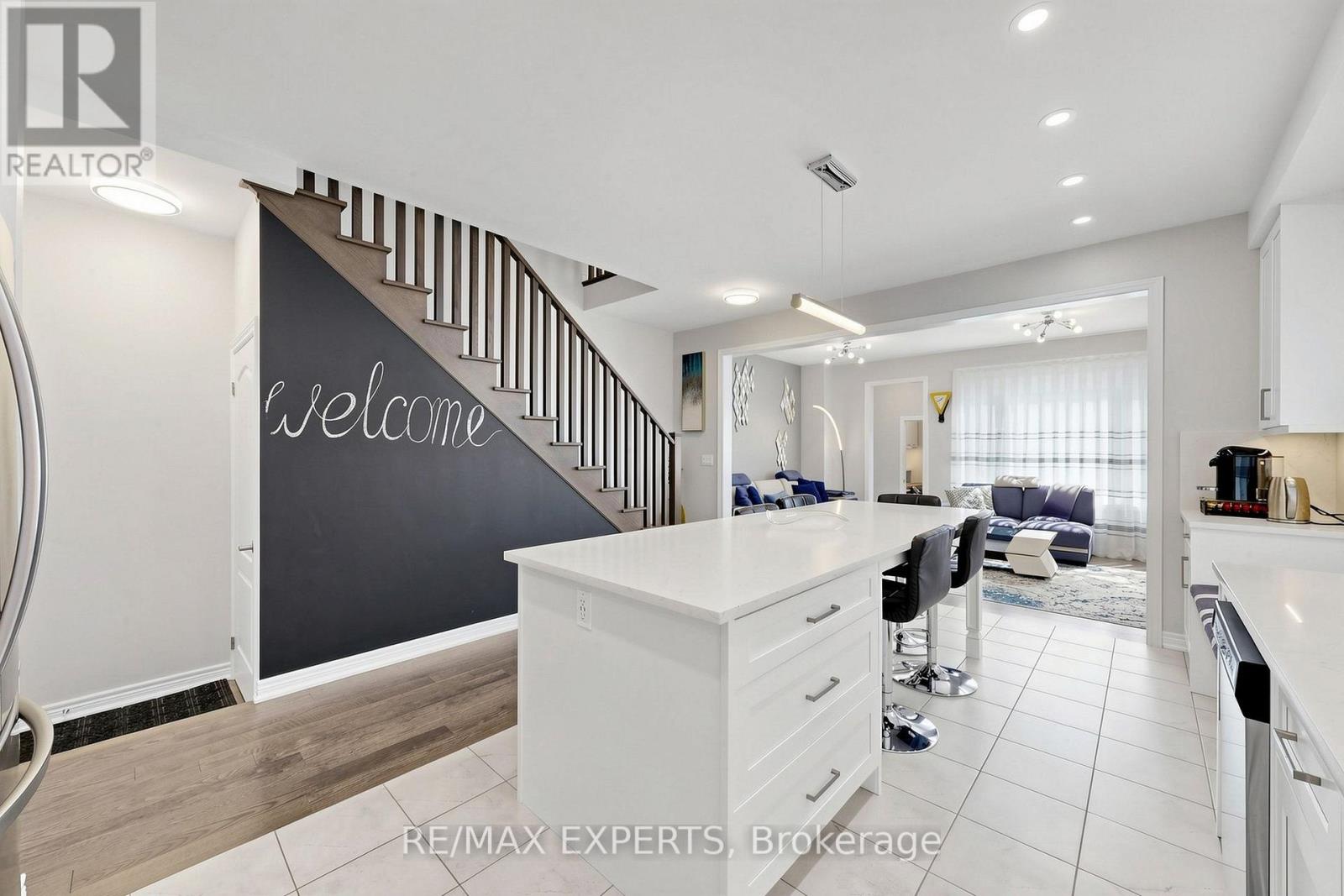 9 Applegate Drive, East Gwillimbury, Ontario  L9N 0R2 - Photo 14 - N13755112