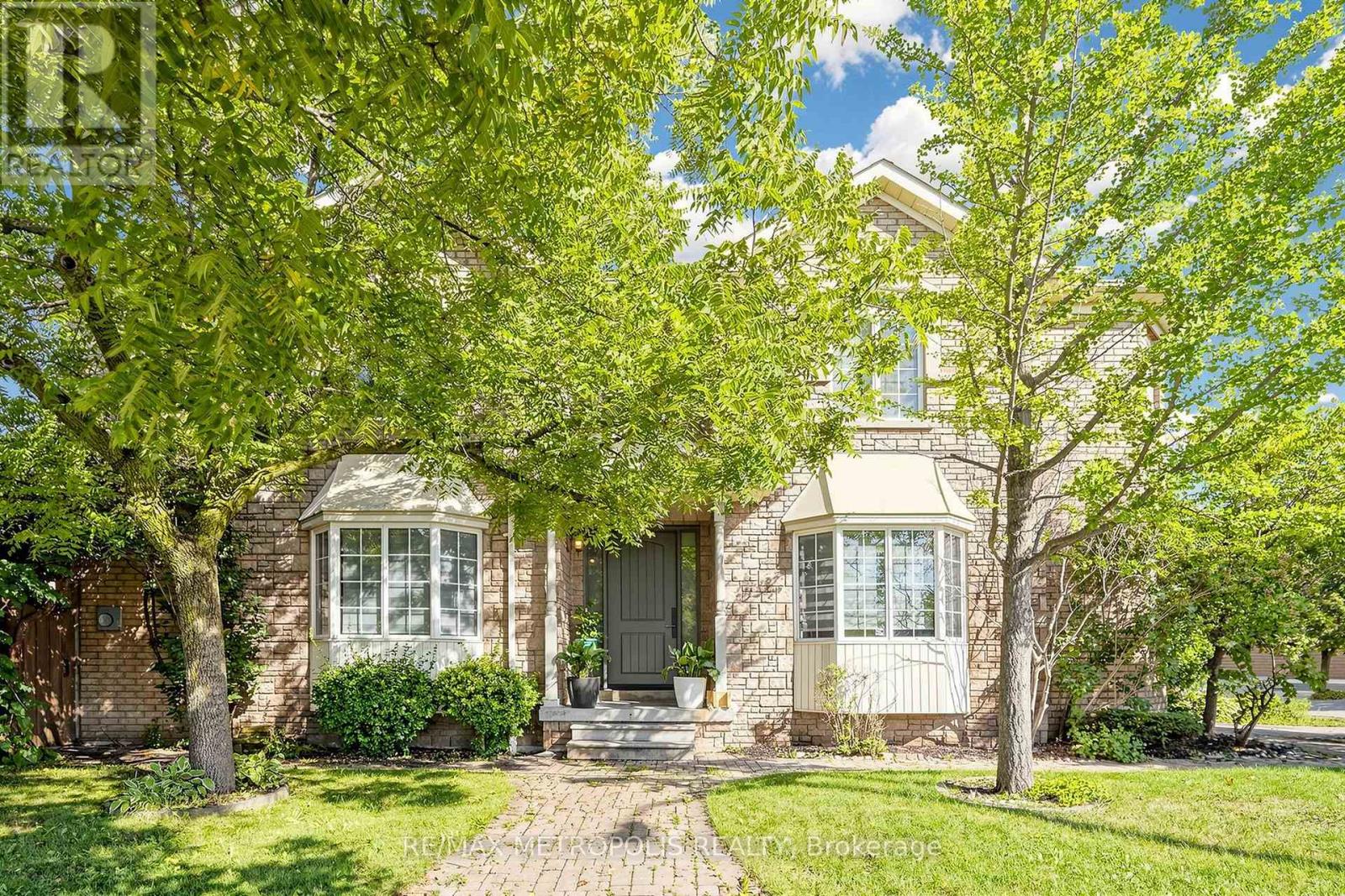115 Sandway Crescent, Vaughan, Ontario  L6A 2M3 - Photo 4 - N13755140