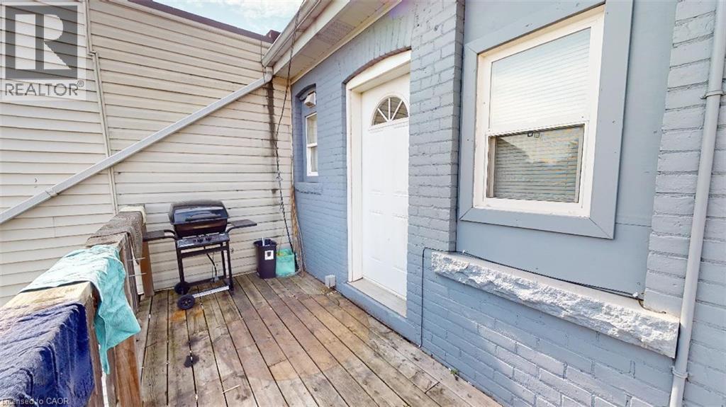 961 1/2 King Street E, Hamilton, Ontario  L8M 1C3 - Photo 1 - 40861183
