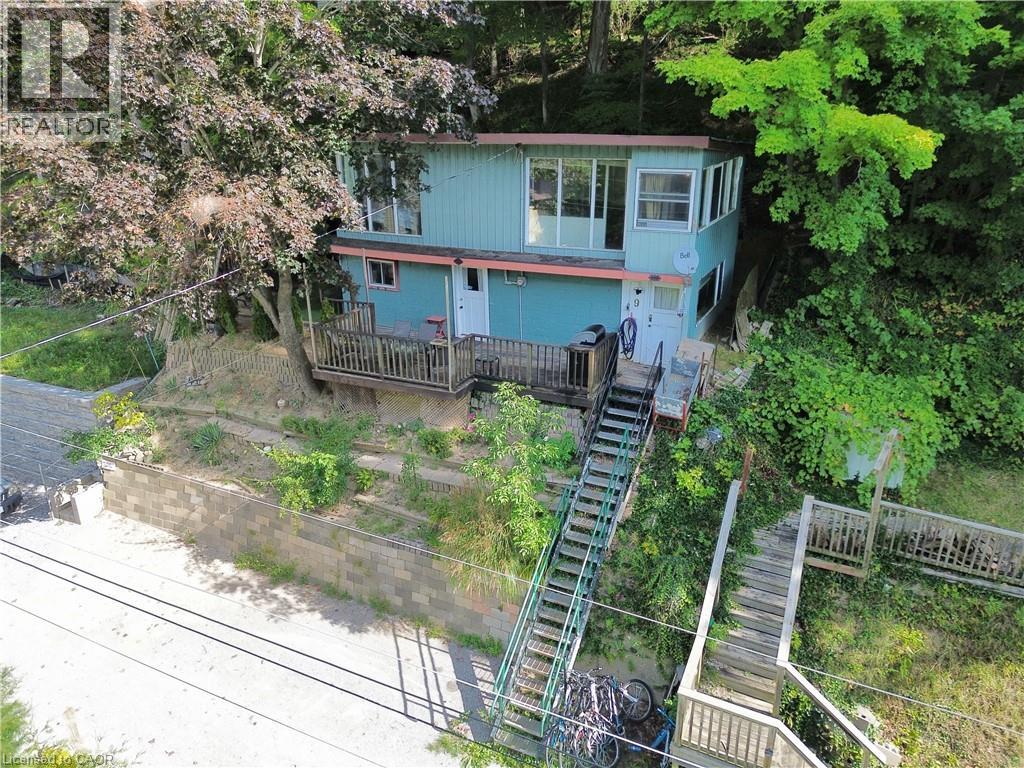 9 C Lane, Fishers Glen, Ontario