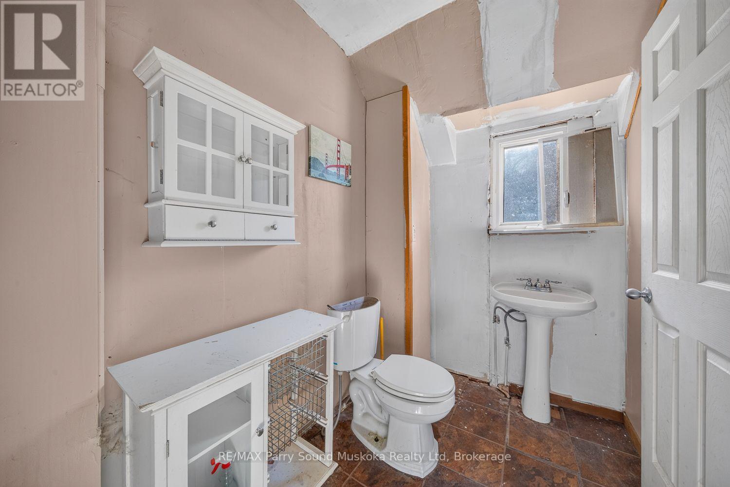 5 Wakefield Street, Parry Sound, Ontario  P2A 2V2 - Photo 25 - X13755138