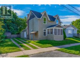 5 WAKEFIELD STREET, Parry Sound, Ontario