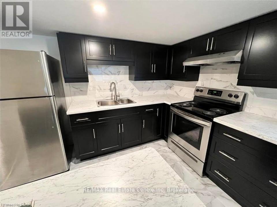 11 Owens Way, Guelph, Ontario  N1L 1B3 - Photo 3 - X13755196
