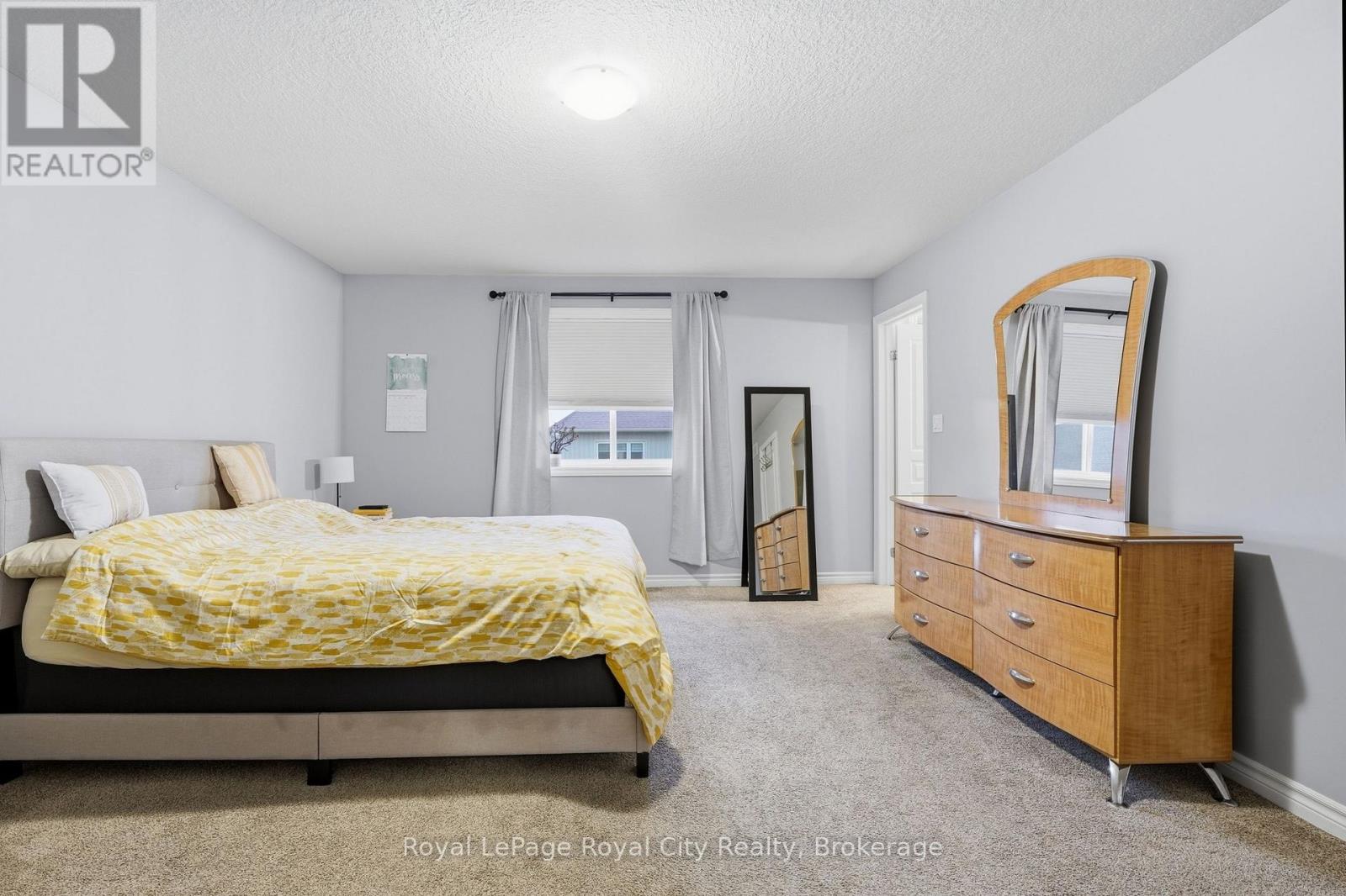 8 Jeffrey Drive, Guelph (Grange Road), Ontario  N1E 0L6 - Photo 24 - X13755232