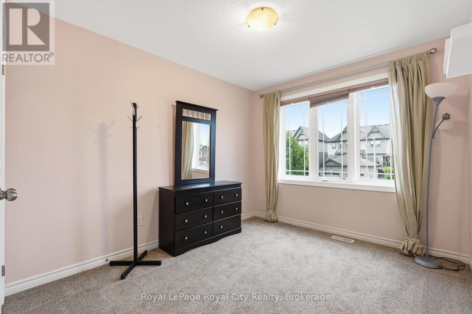 8 Jeffrey Drive, Guelph (Grange Road), Ontario  N1E 0L6 - Photo 29 - X13755232