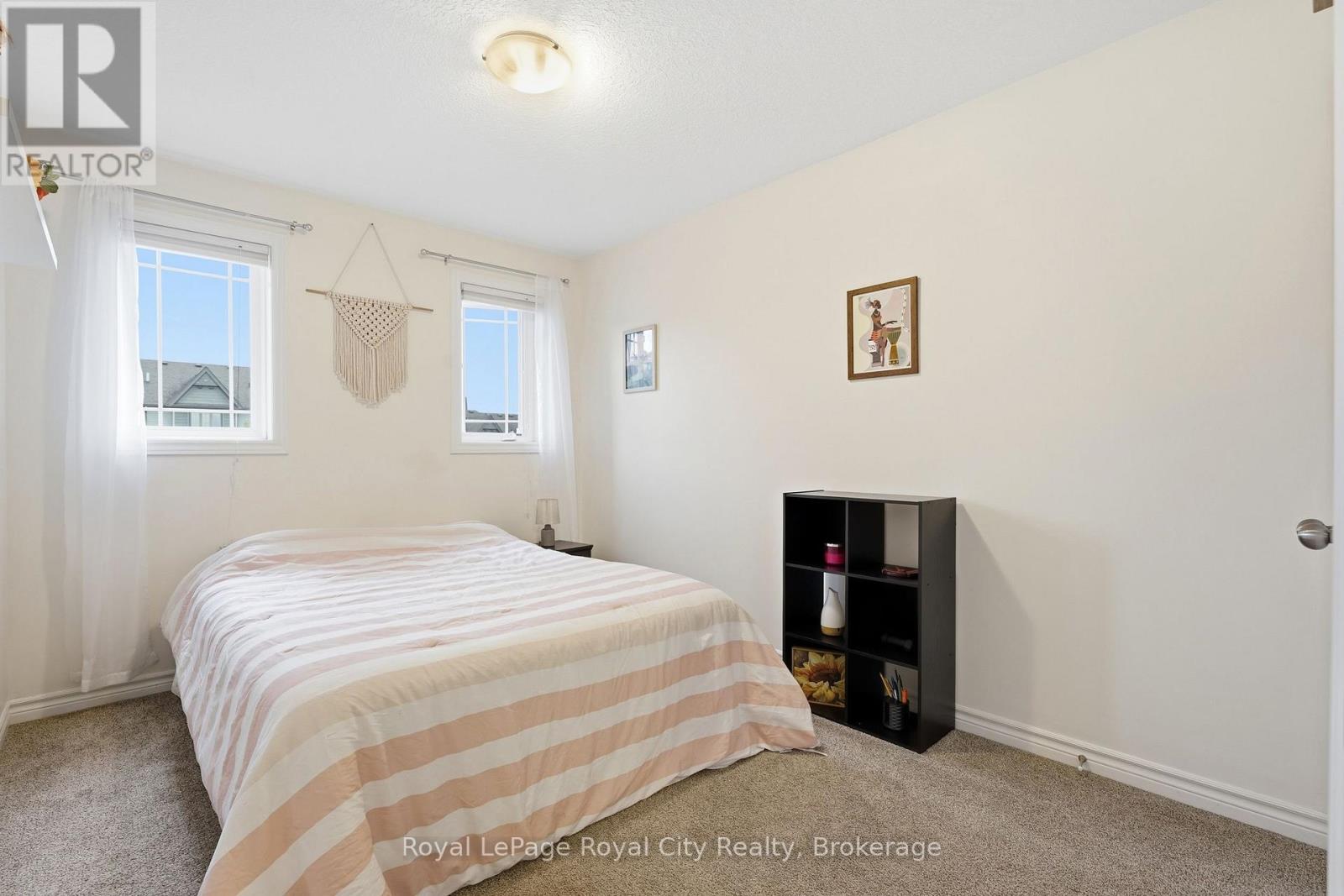 8 Jeffrey Drive, Guelph (Grange Road), Ontario  N1E 0L6 - Photo 31 - X13755232