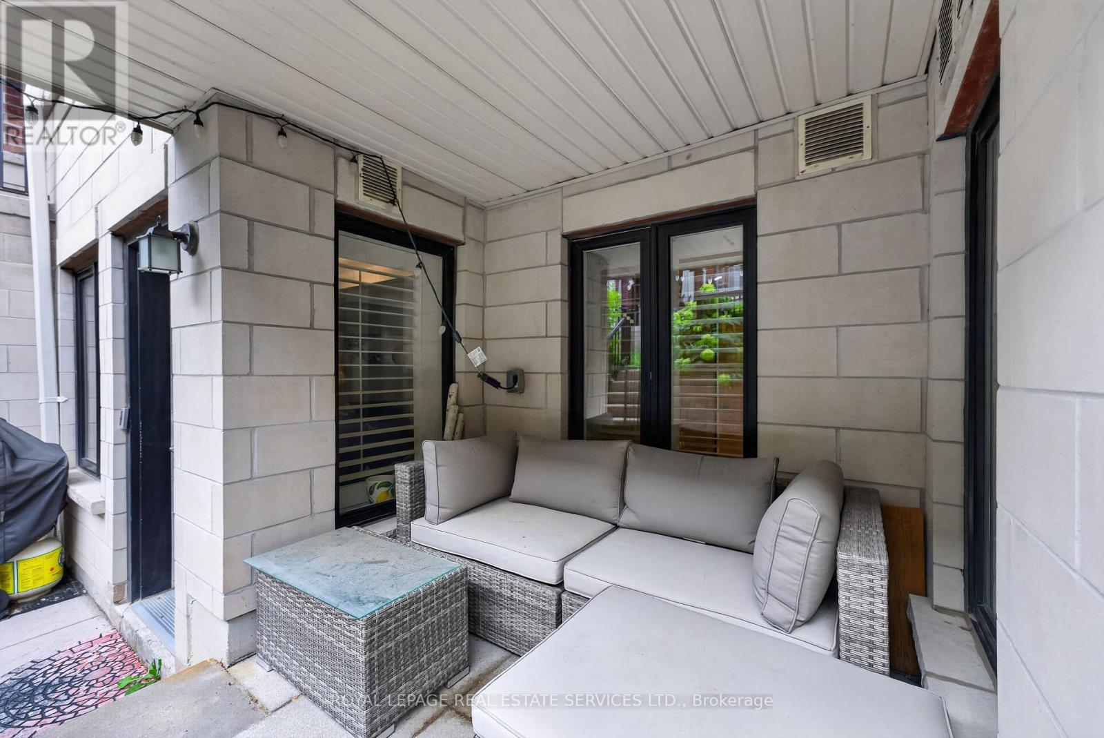 101 - 30 Carnation Avenue, Toronto, Ontario  M8V 0B8 - Photo 2 - W13755074