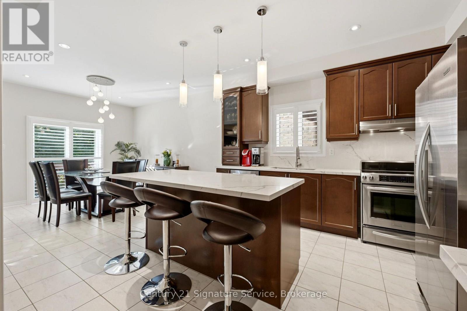 322 Comiskey Crescent, Mississauga, Ontario  L5W 0C5 - Photo 11 - W13755158