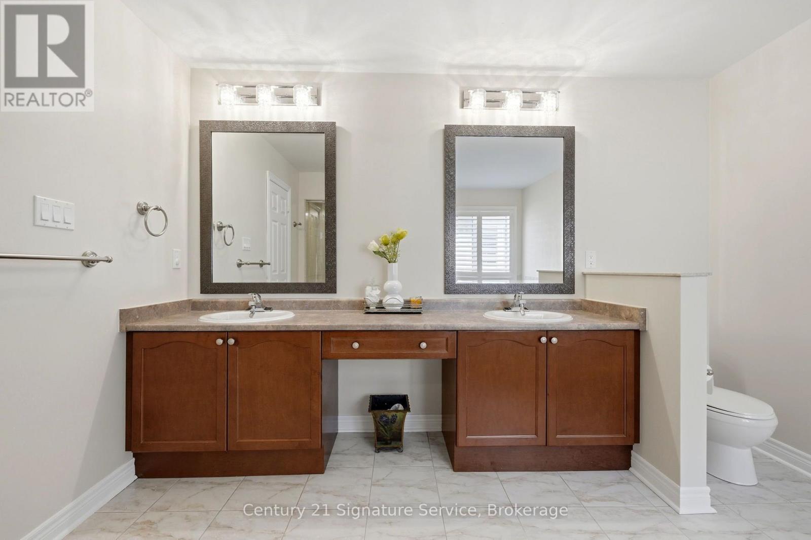 322 Comiskey Crescent, Mississauga, Ontario  L5W 0C5 - Photo 28 - W13755158
