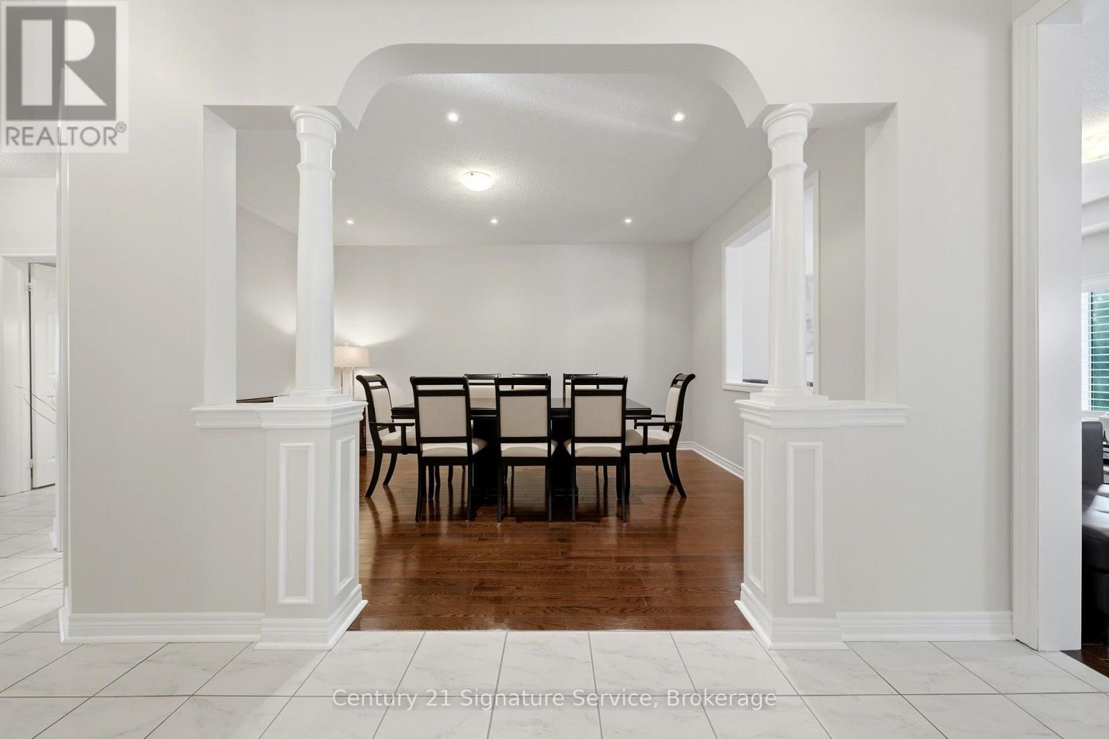 322 Comiskey Crescent, Mississauga, Ontario  L5W 0C5 - Photo 8 - W13755158