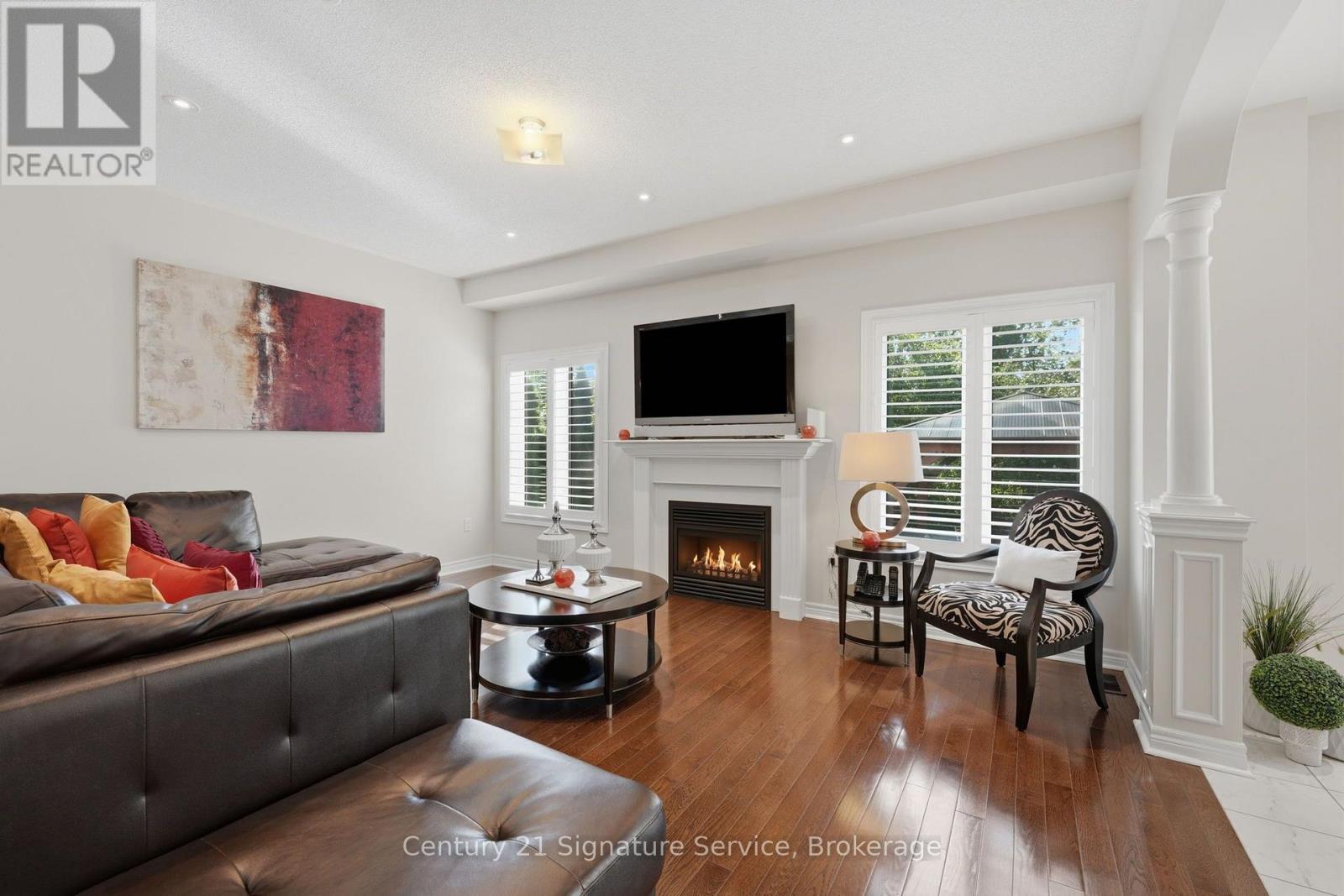 322 Comiskey Crescent, Mississauga, Ontario  L5W 0C5 - Photo 9 - W13755158