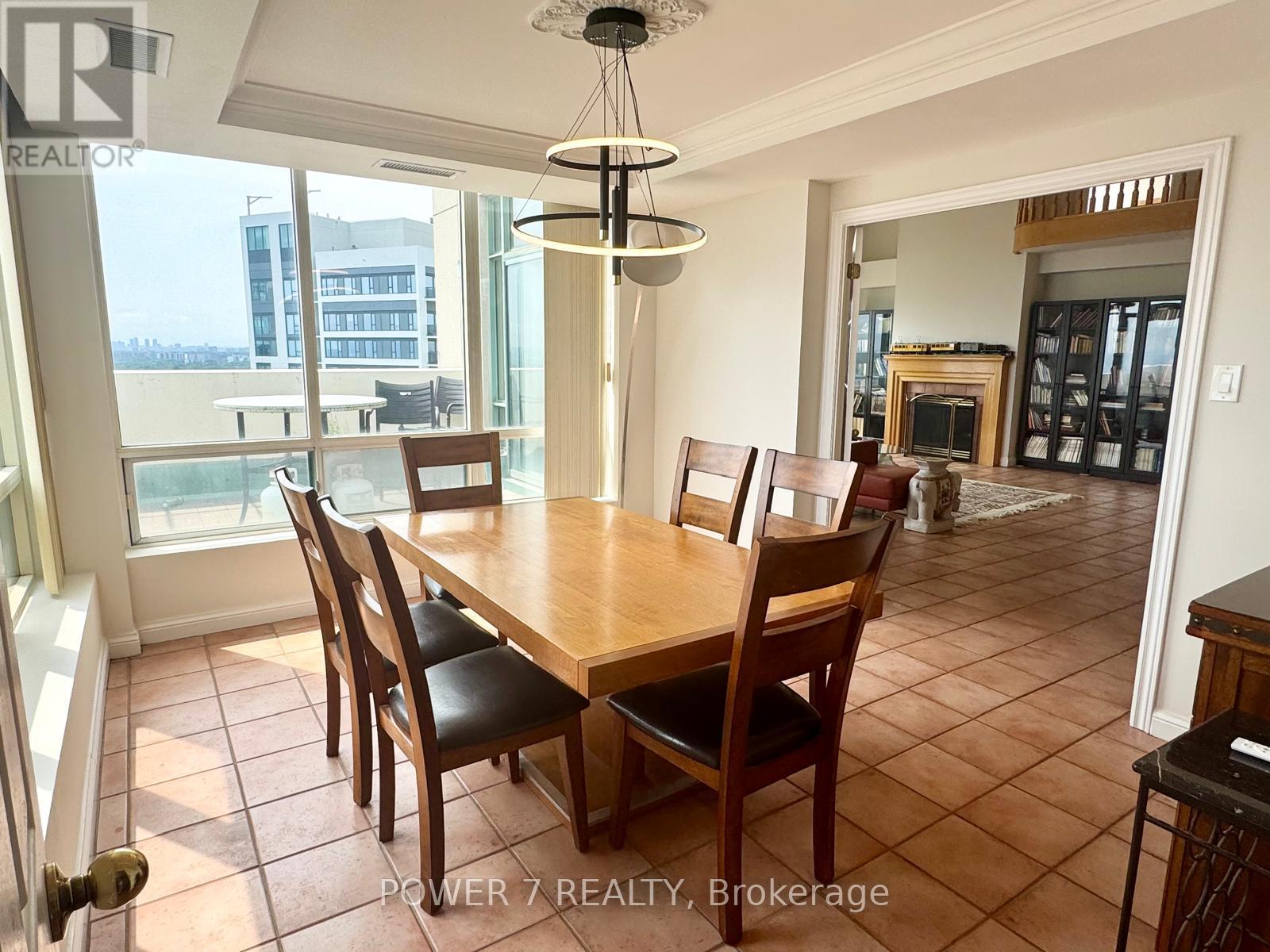 Ph304 - 101 Subway Crescent, Toronto, Ontario M9B 6K4 - Photo 10 - W13755166