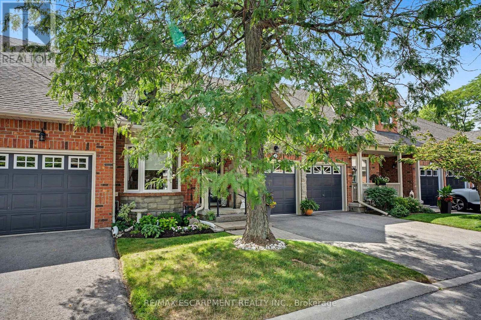 6 - 1275 Stephenson Drive, Burlington, Ontario L7S 2M2 - Photo 3 - W13755212