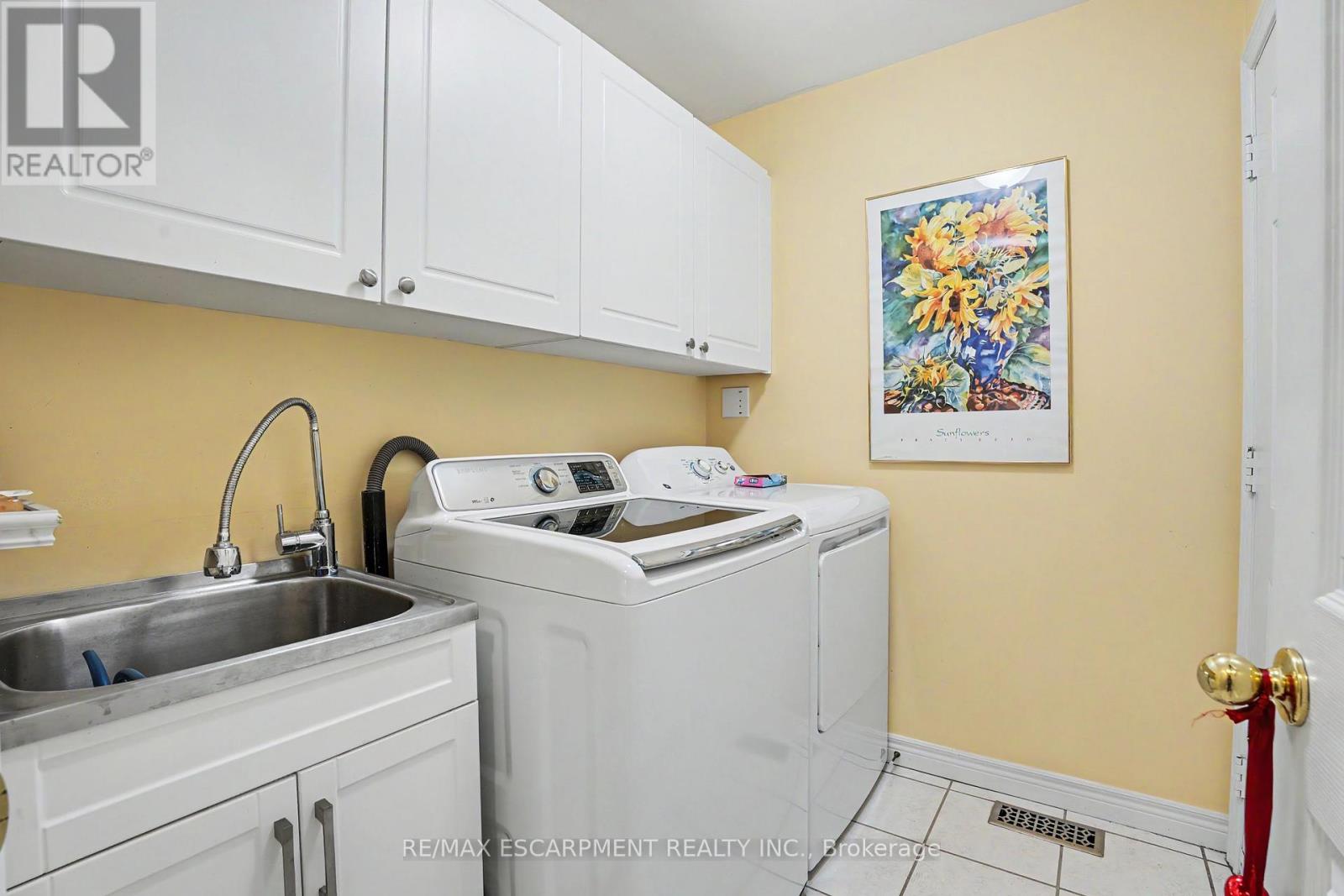 6 - 1275 Stephenson Drive, Burlington, Ontario L7S 2M2 - Photo 35 - W13755212