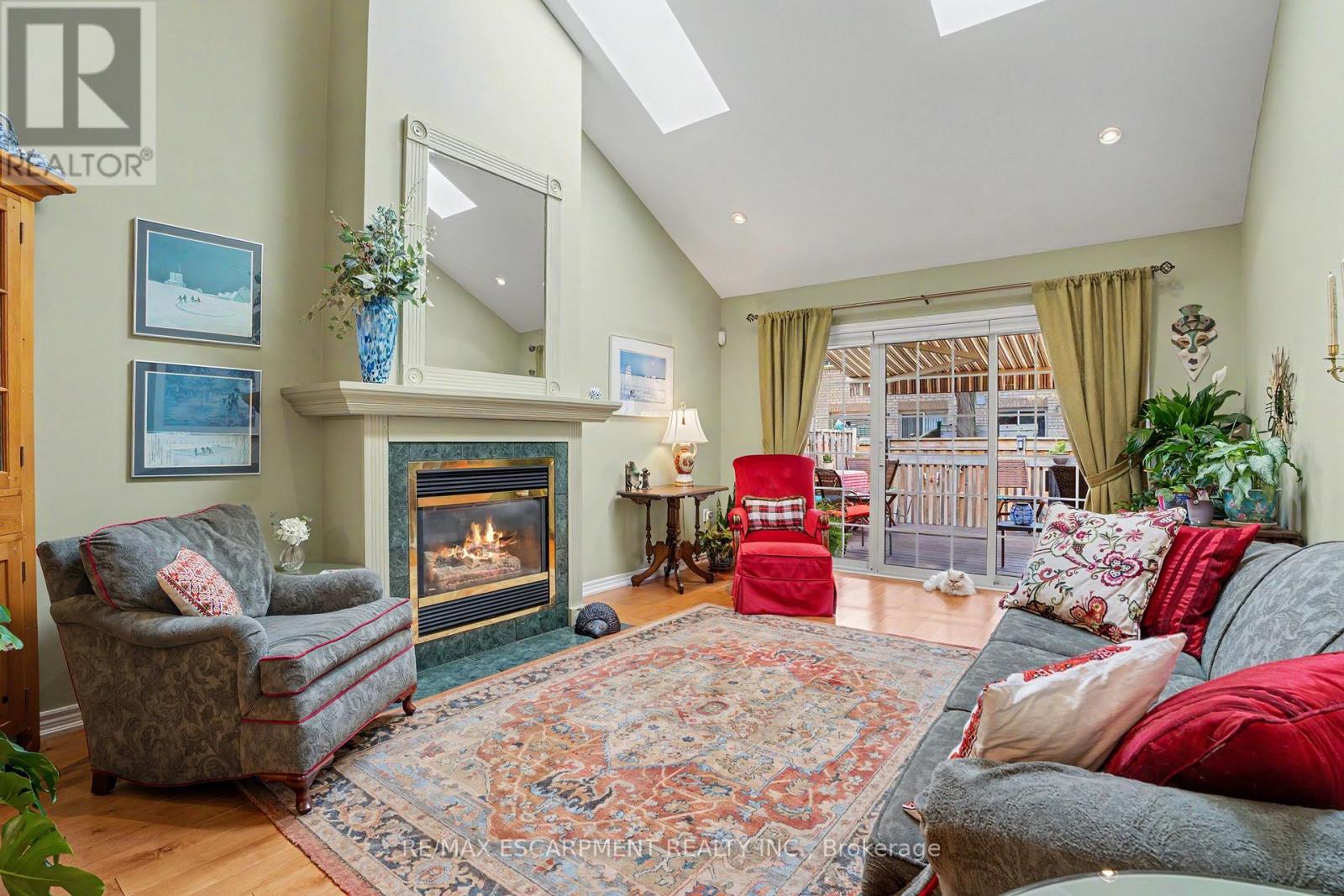 6 - 1275 Stephenson Drive, Burlington, Ontario L7S 2M2 - Photo 9 - W13755212