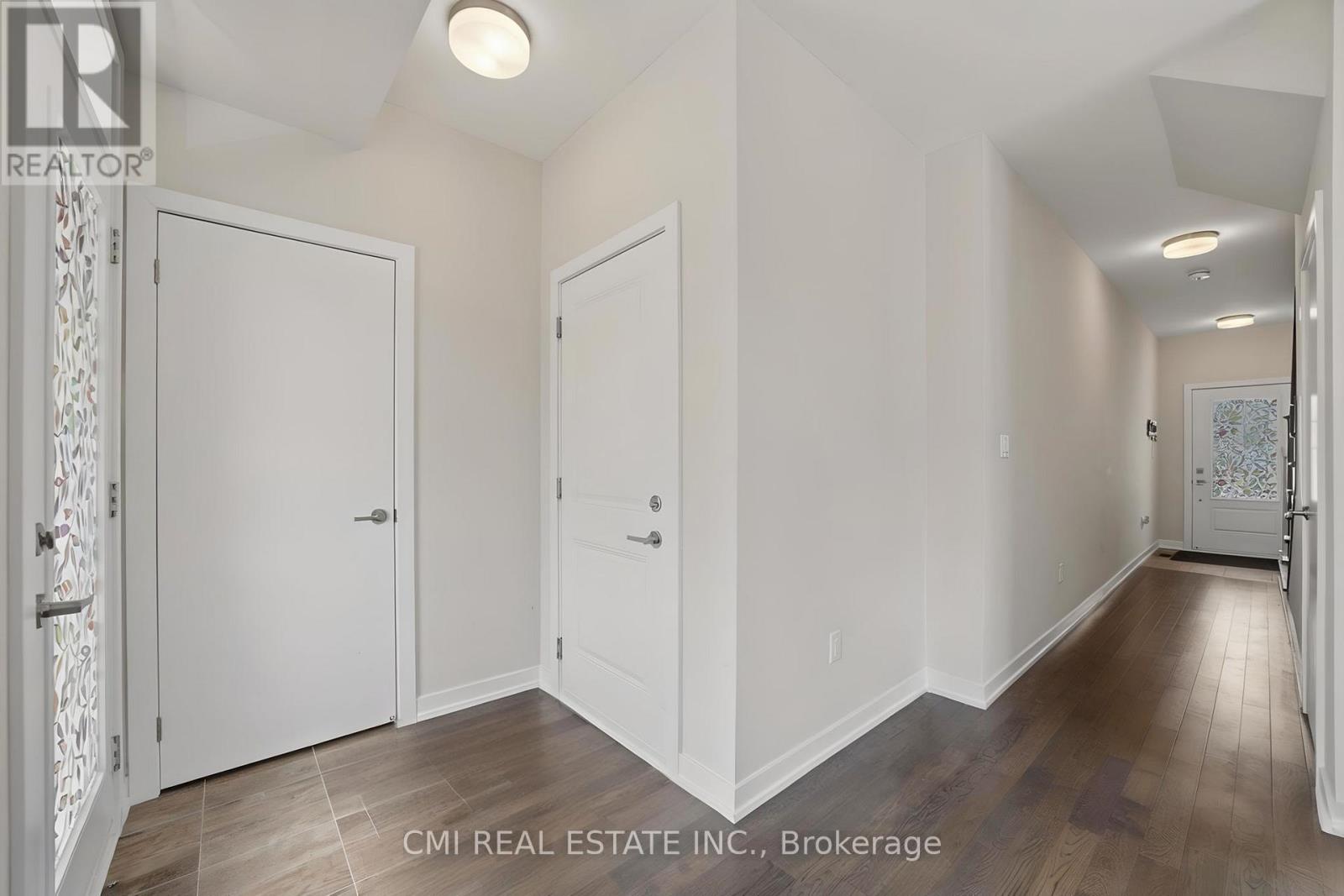 64 Folcroft Street, Brampton, Ontario  L6Y 0B6 - Photo 6 - W13755228