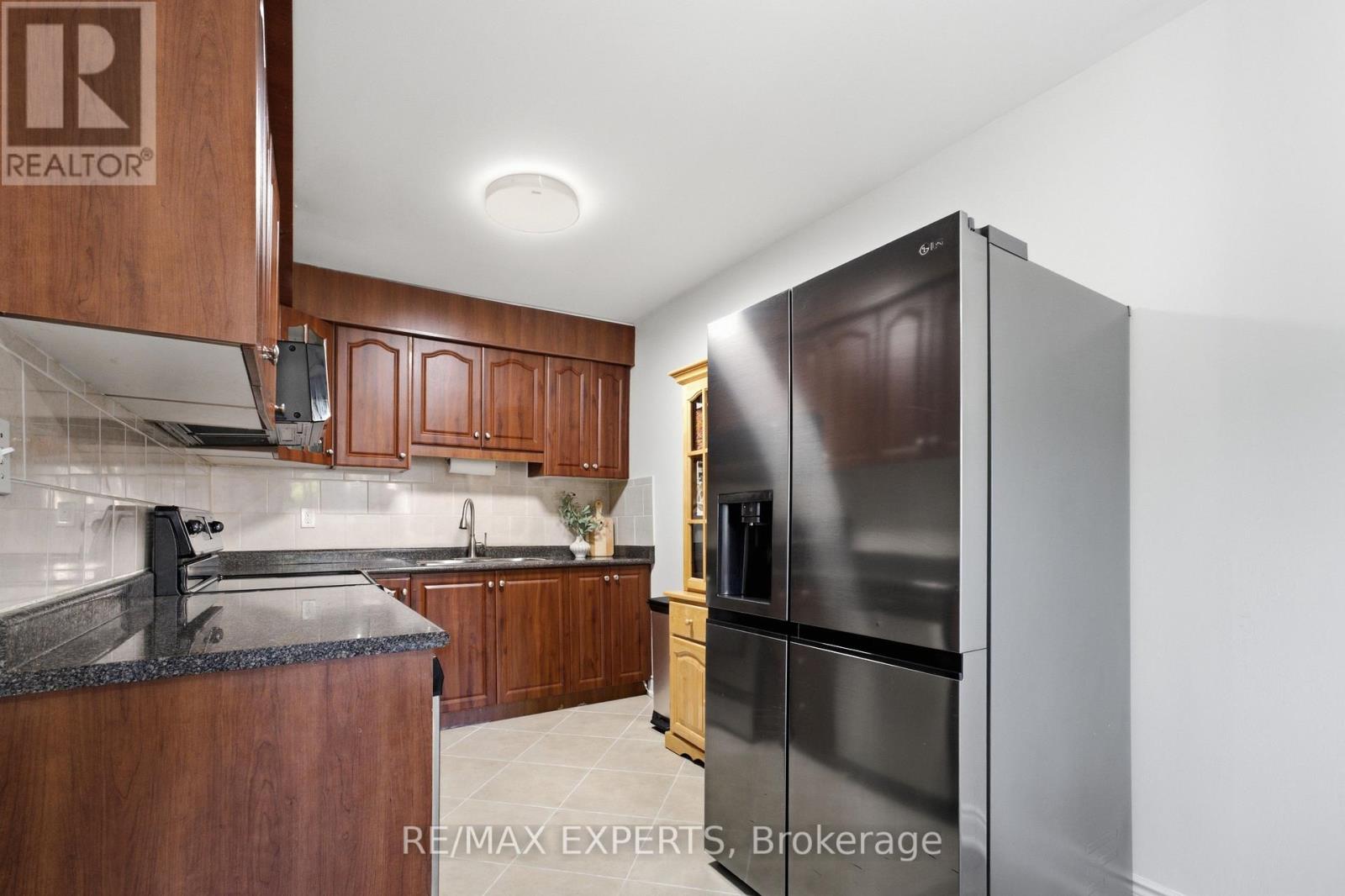 853 - 30 Tandridge Crescent, Toronto, Ontario  M9W 2P2 - Photo 19 - W13755242