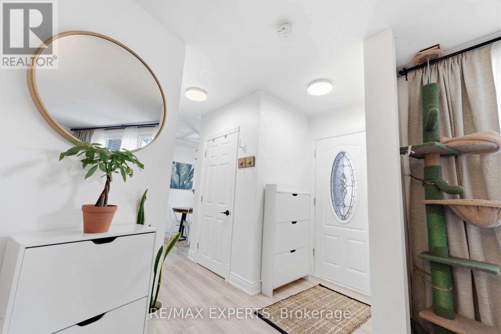 853 - 30 Tandridge Crescent, Toronto, Ontario  M9W 2P2 - Photo 4 - W13755242
