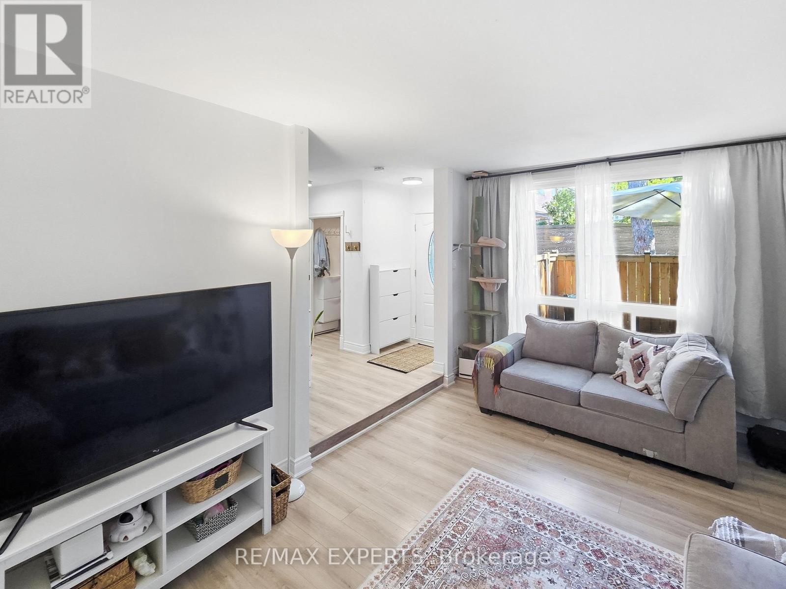 853 - 30 Tandridge Crescent, Toronto, Ontario  M9W 2P2 - Photo 6 - W13755242