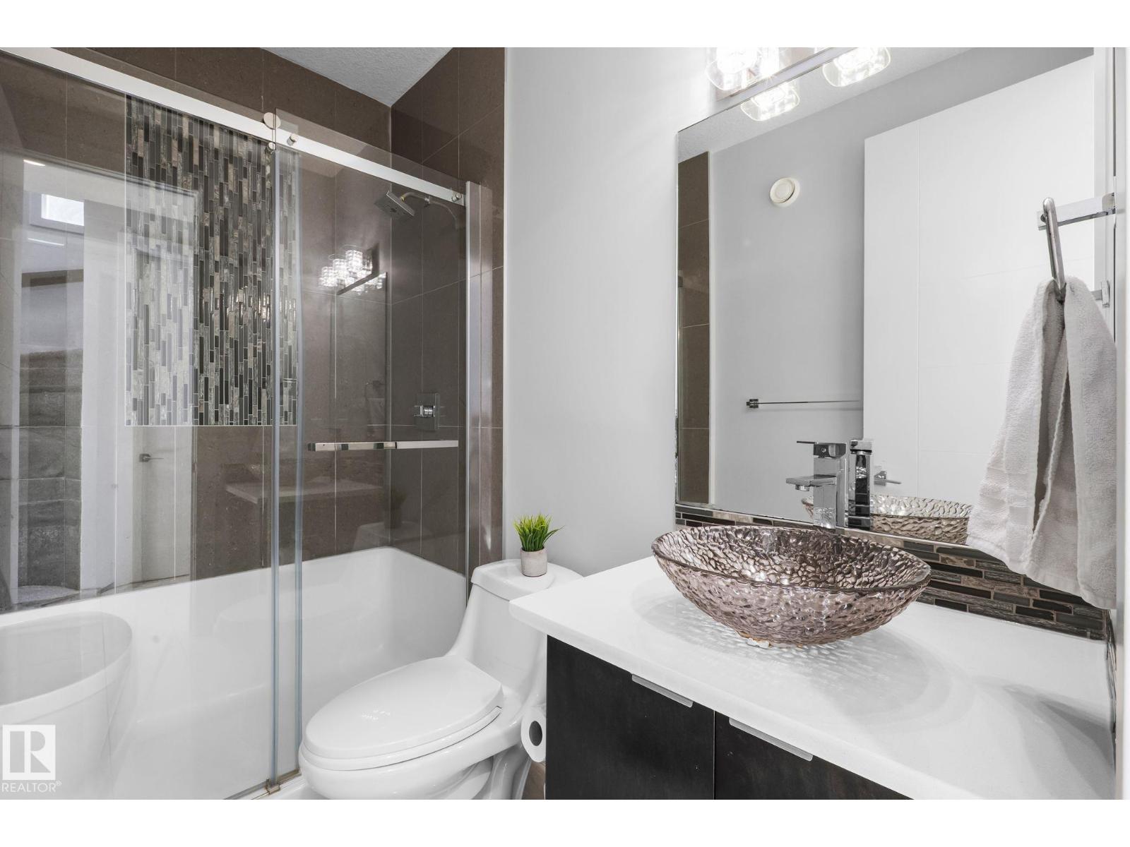2019 Ware Rd NW, Edmonton, Alberta  T6W 3G5 - Photo 5 - E4507532