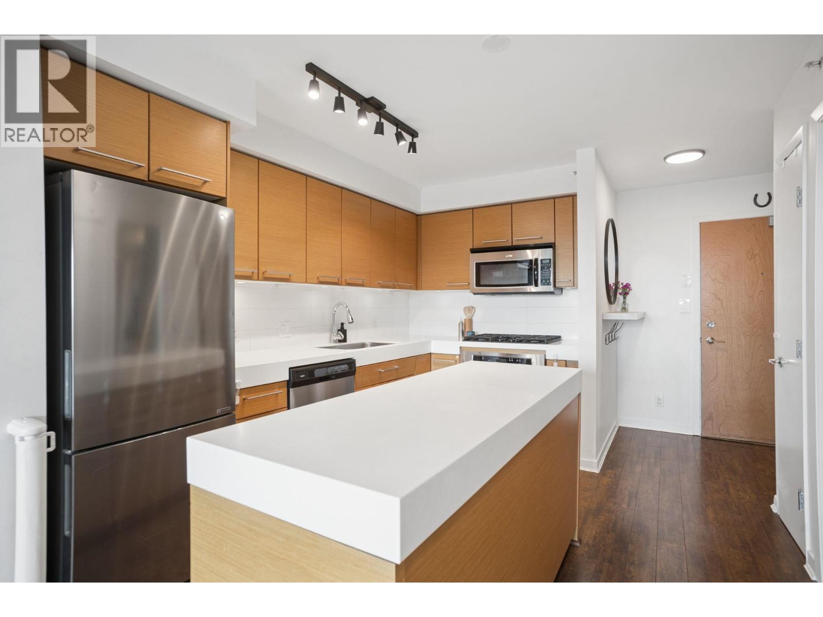 509 2770 Sophia Street, Vancouver, British Columbia  V5T 0A4 - Photo 2 - R3162031