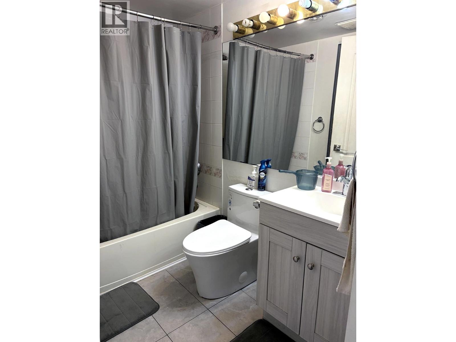205 3455 Ascot Place, Vancouver, British Columbia  V5R 6B7 - Photo 5 - R3161799
