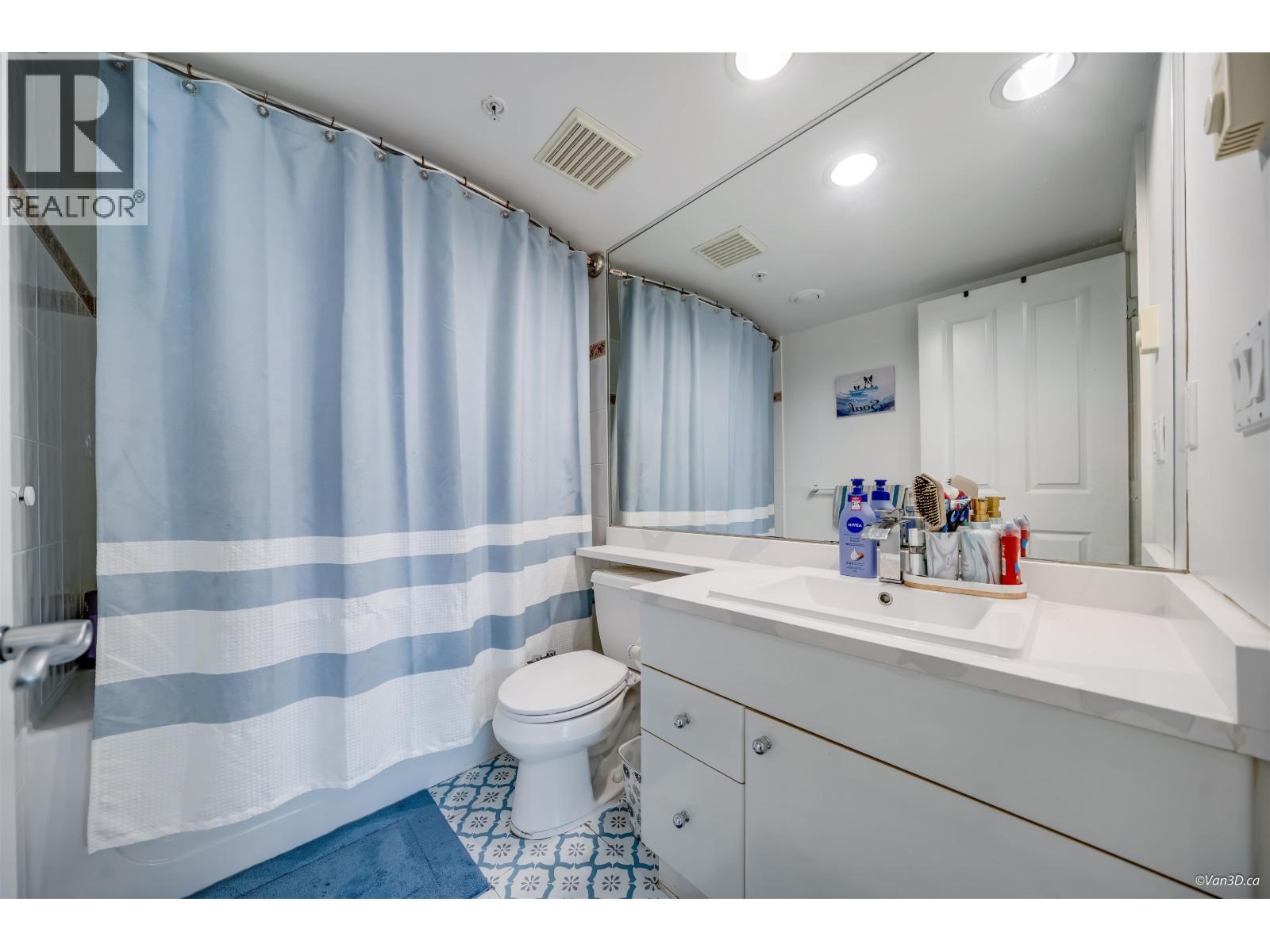 1801 6611 Southoaks Crescent, Burnaby, British Columbia  V5E 4L5 - Photo 15 - R3162022