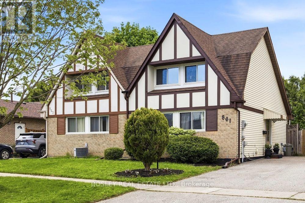 861 TRADDLES AVENUE, Oshawa, Ontario