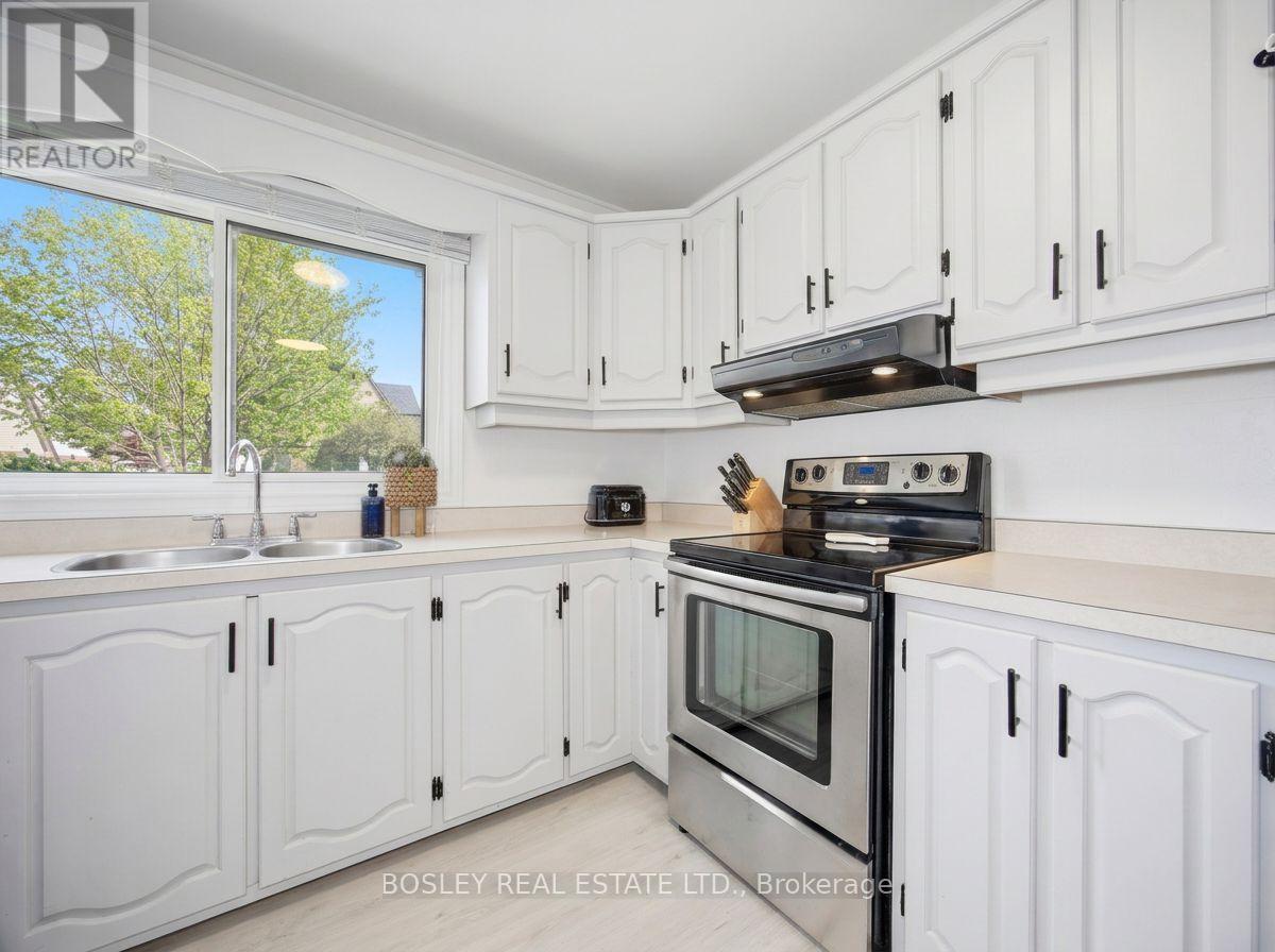 861 Traddles Avenue, Oshawa, Ontario  L1K 1N7 - Photo 10 - E13754692