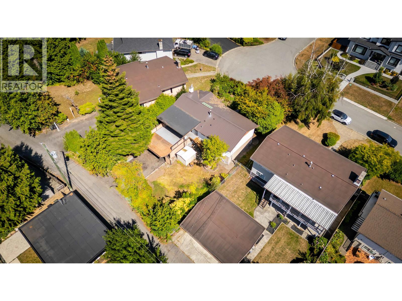 2019 Paulus Crescent, Burnaby, British Columbia  V5A 2M2 - Photo 39 - R3158018