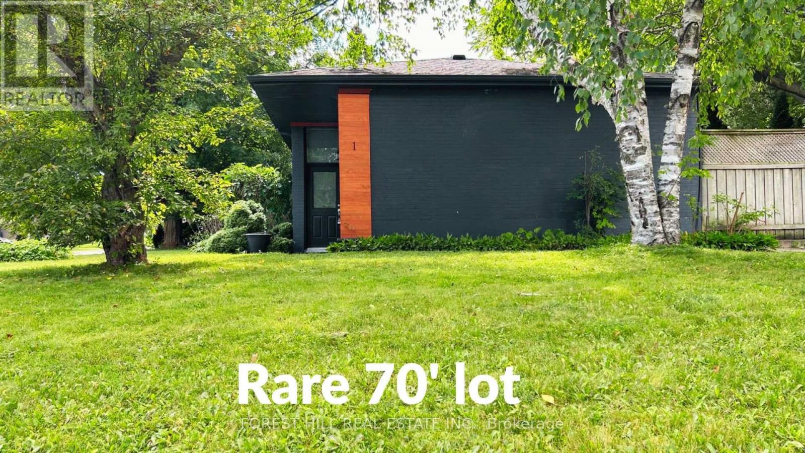 1 Willis Drive, Aurora, Ontario  L4G 2J8 - Photo 3 - N13754918
