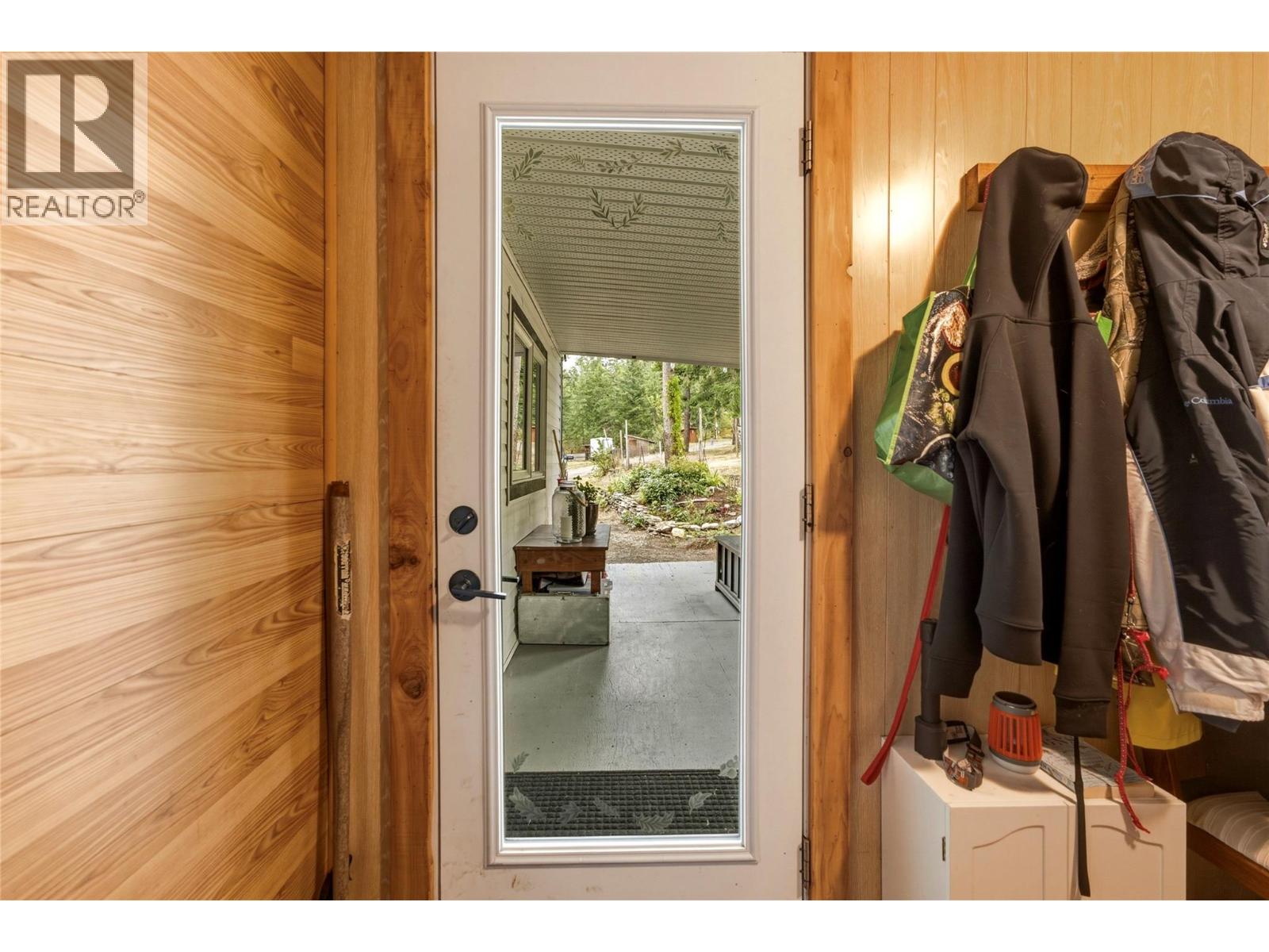 2433 Sherry Road, White Lake, British Columbia  V0E 2W1 - Photo 49 - 10397296