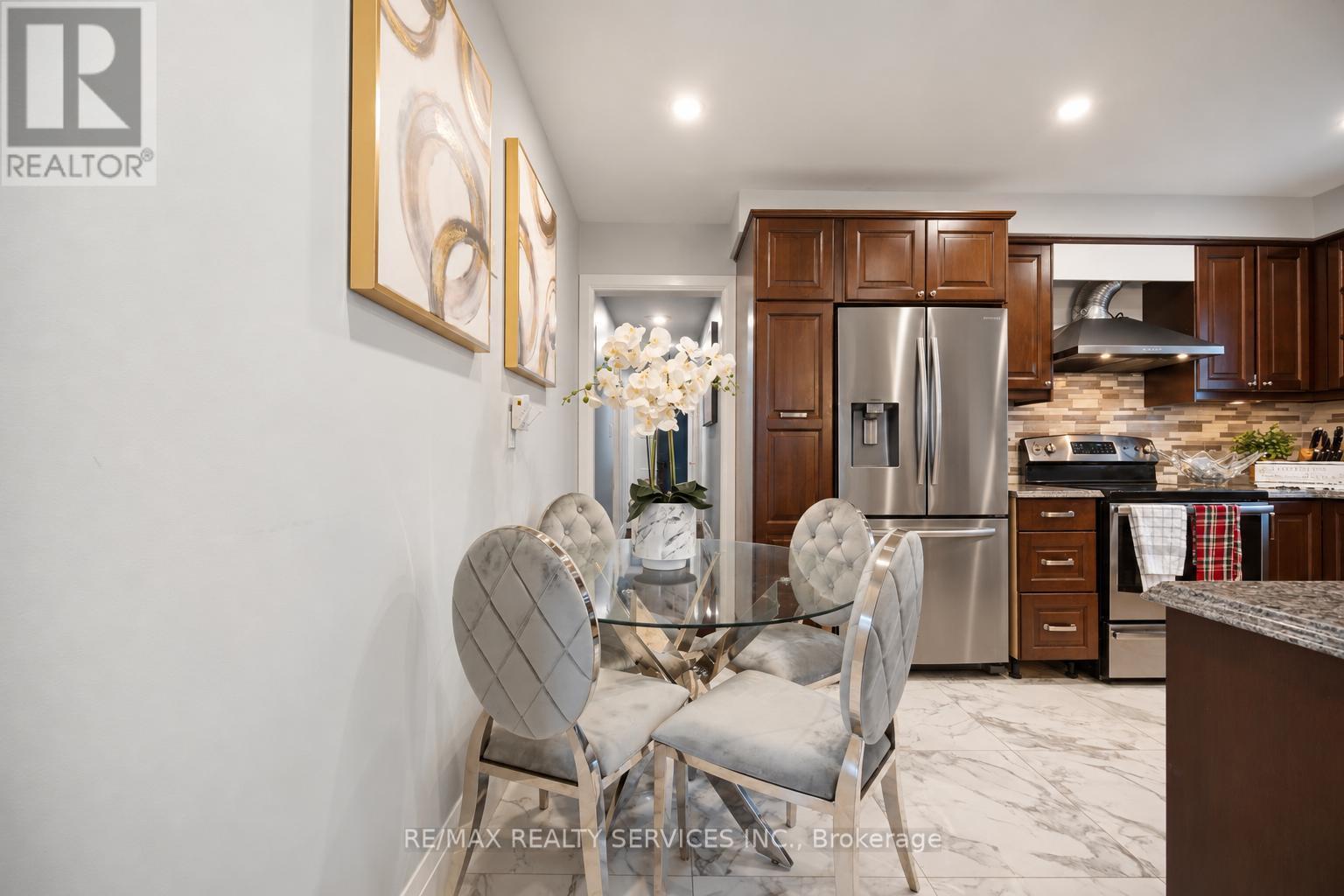 3344 Chipley Crescent, Mississauga, Ontario  L4T 2E2 - Photo 13 - W13754882
