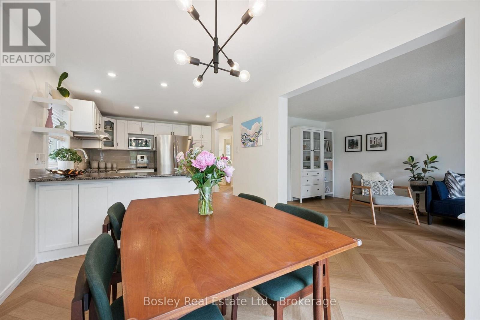 12 Deerpath Drive, Guelph, Ontario  N1K 1T9 - Photo 17 - X13754876