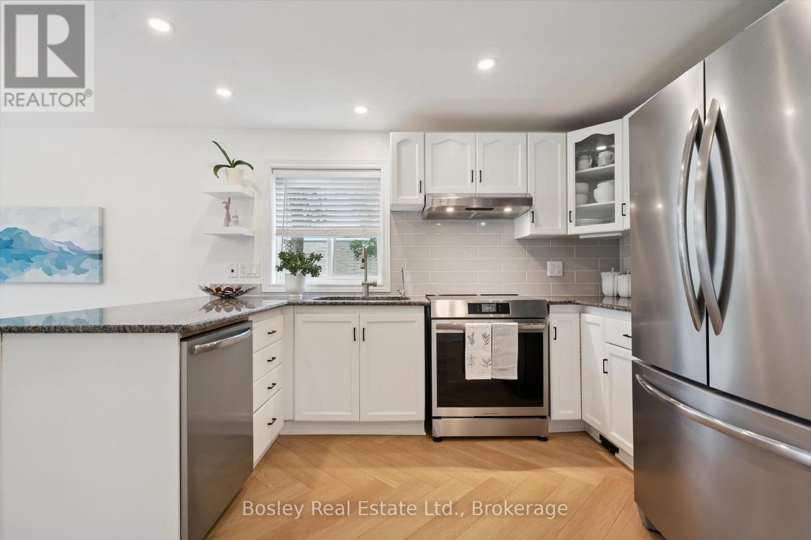 12 Deerpath Drive, Guelph, Ontario  N1K 1T9 - Photo 14 - X13754876