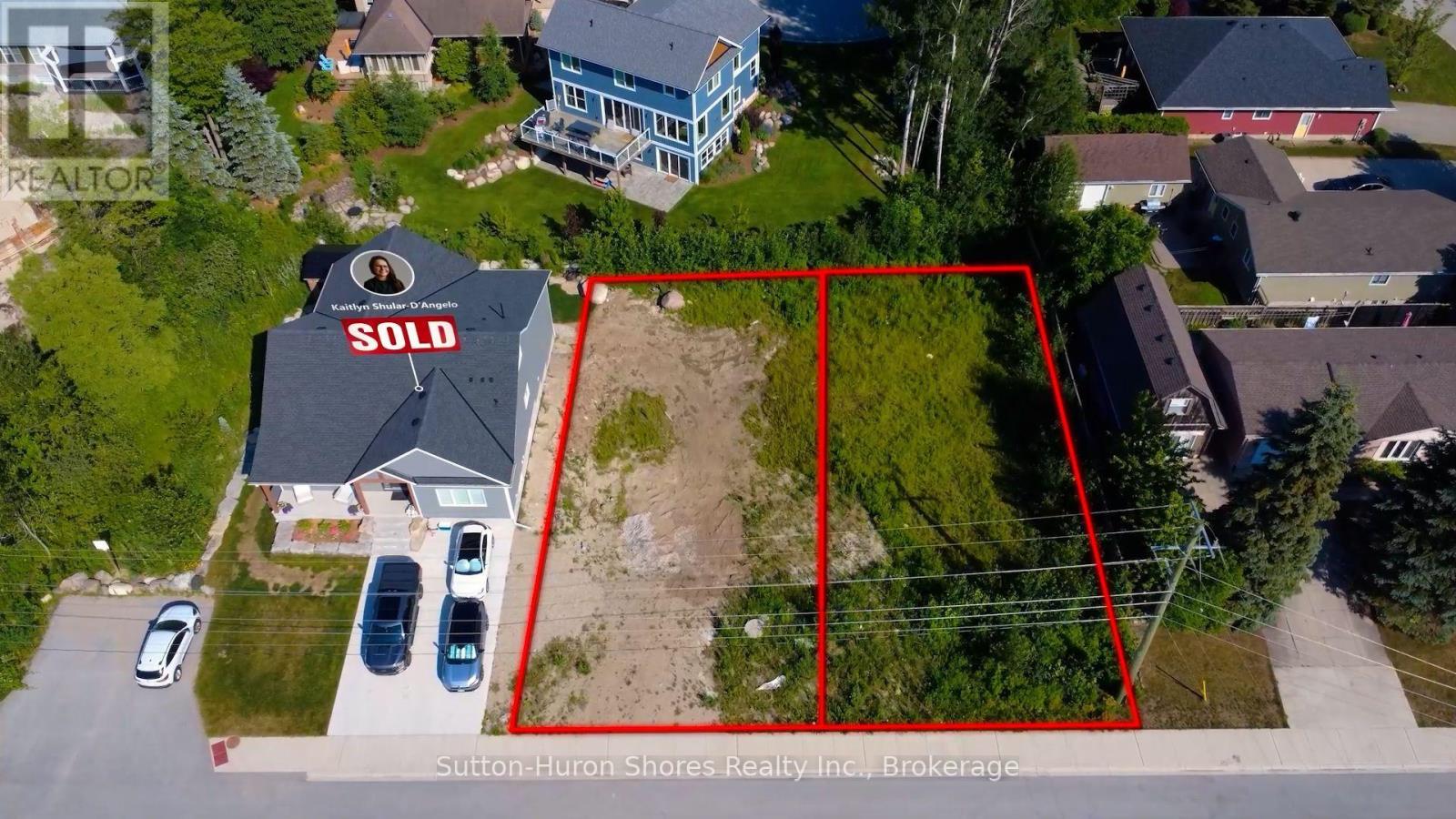 286 Grosvenor Street S, Saugeen Shores, Ontario  N0H 2L0 - Photo 3 - X13471996