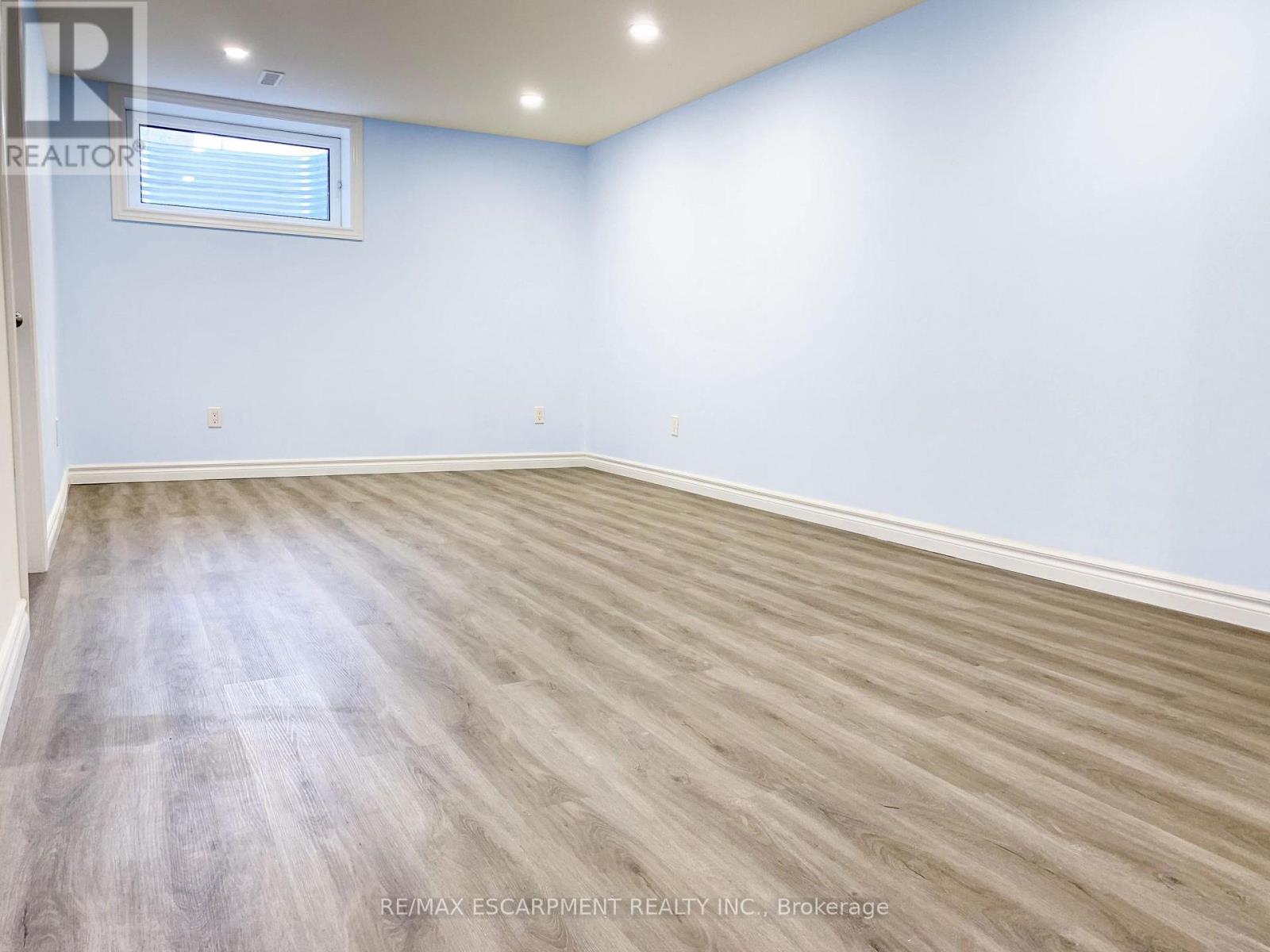 Lower - 43 Kanata Crescent, Brantford, Ontario  N3R 7E8 - Photo 5 - X13755050