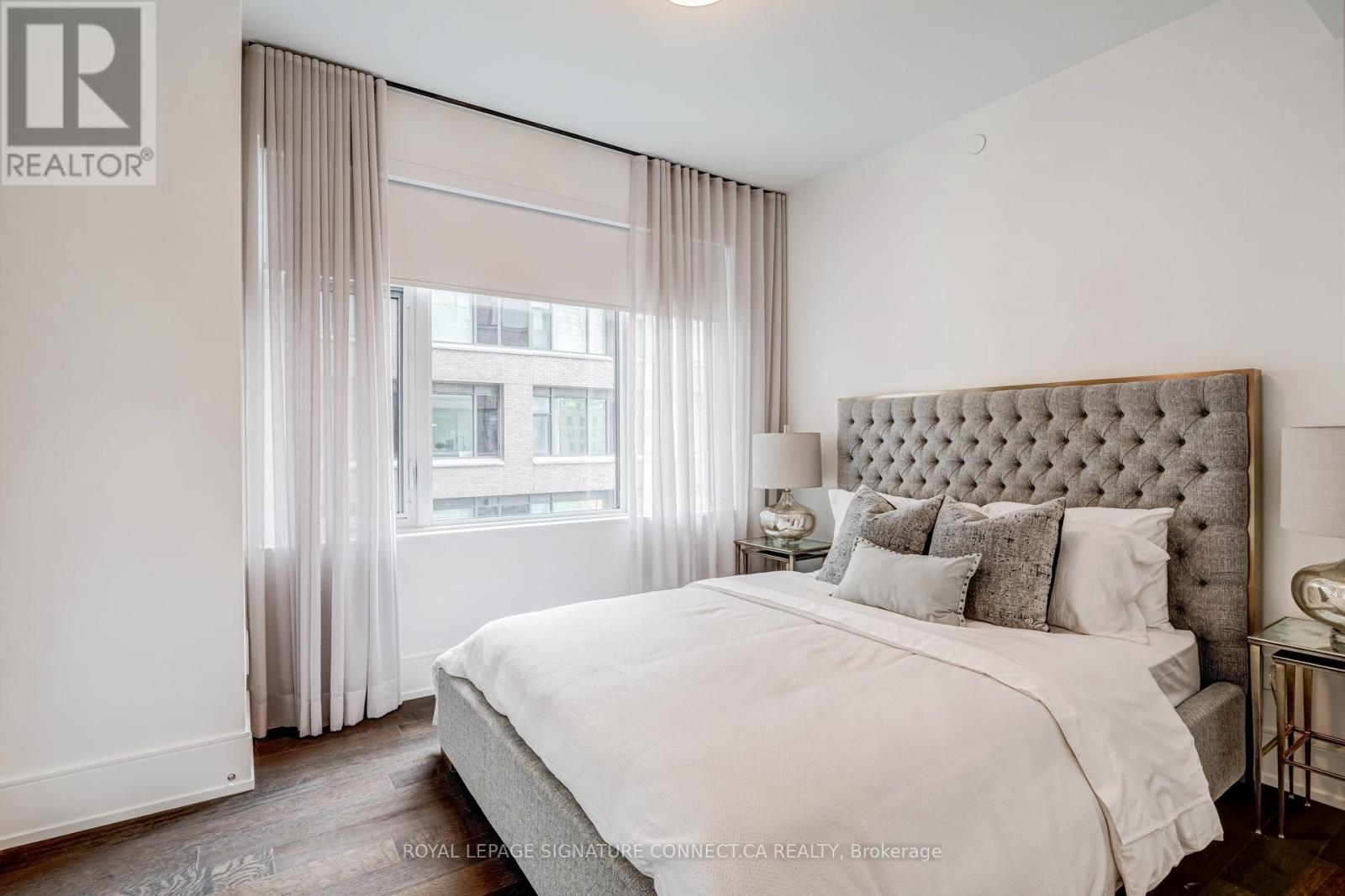 402 - 455 Wellington Street W, Toronto, Ontario  M5J 2R2 - Photo 21 - C13728184