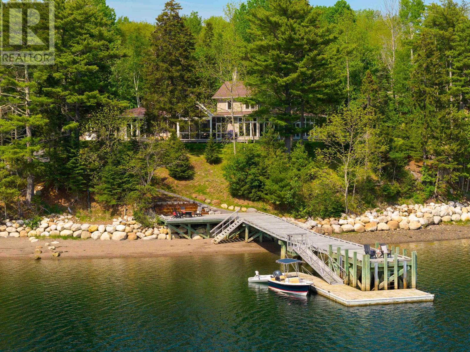 32 Himmelman Lane, Herman's Island, Nova Scotia  B0J 2E0 - Photo 3 - 202607670