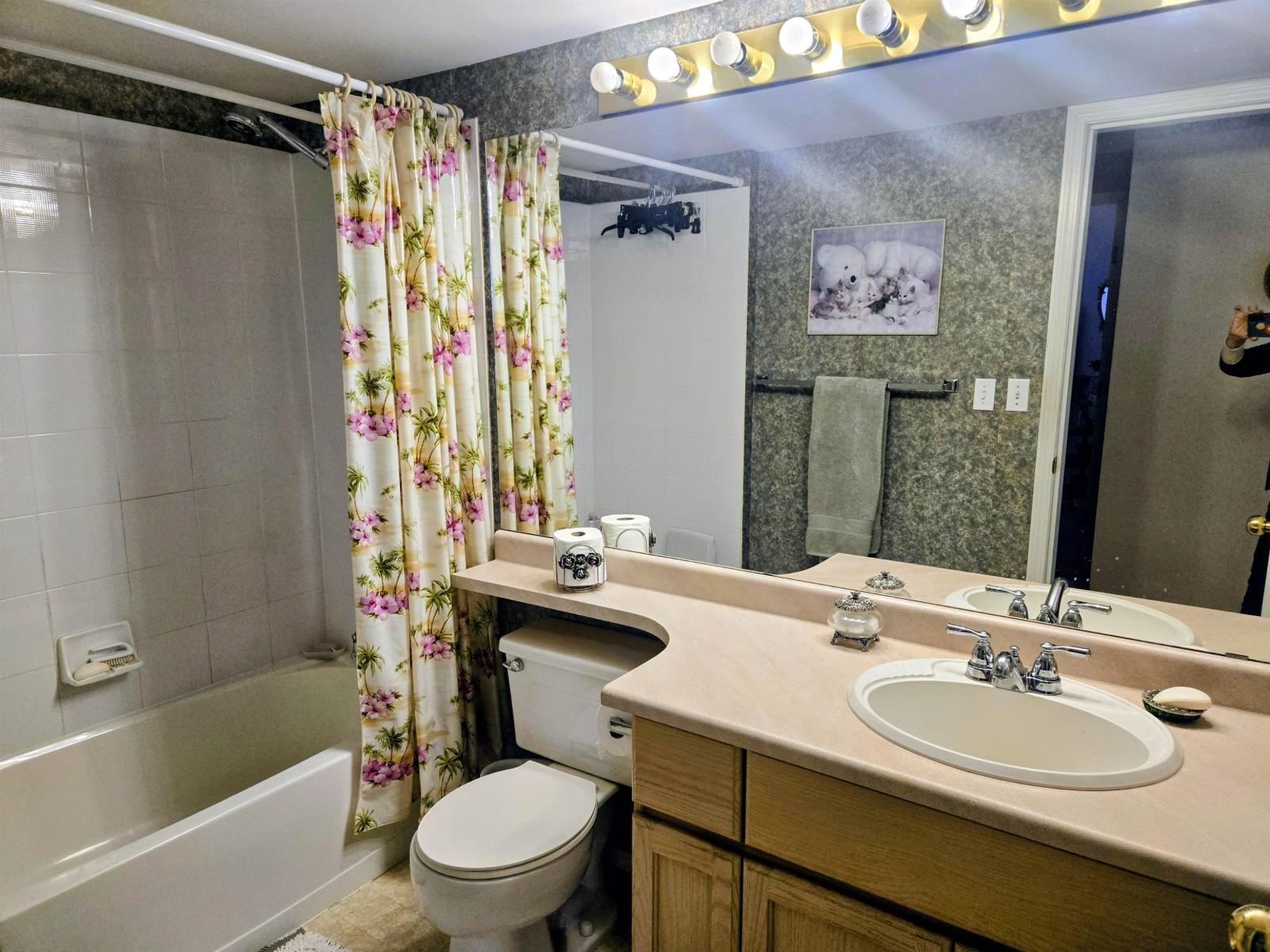 102 9400 Cook Street, Chilliwack Downtown, Chilliwack, British Columbia  V2P 4J6 - Photo 12 - R3161265