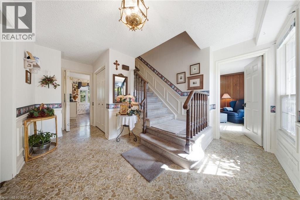 12 Highland Drive, Brantford, Ontario  N3T 5L7 - Photo 7 - 40860199