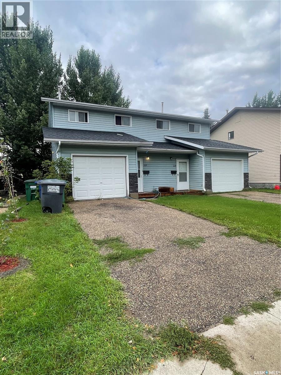 223-225 Wakabayashi Way, Saskatoon, Saskatchewan  S7K 7M4 - Photo 1 - SK047401