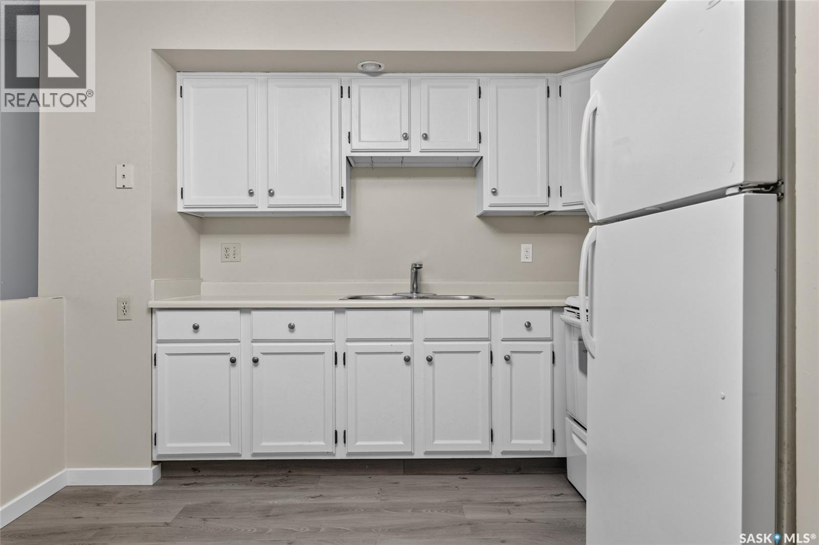 223-225 Wakabayashi Way, Saskatoon, Saskatchewan  S7K 7M4 - Photo 11 - SK047401