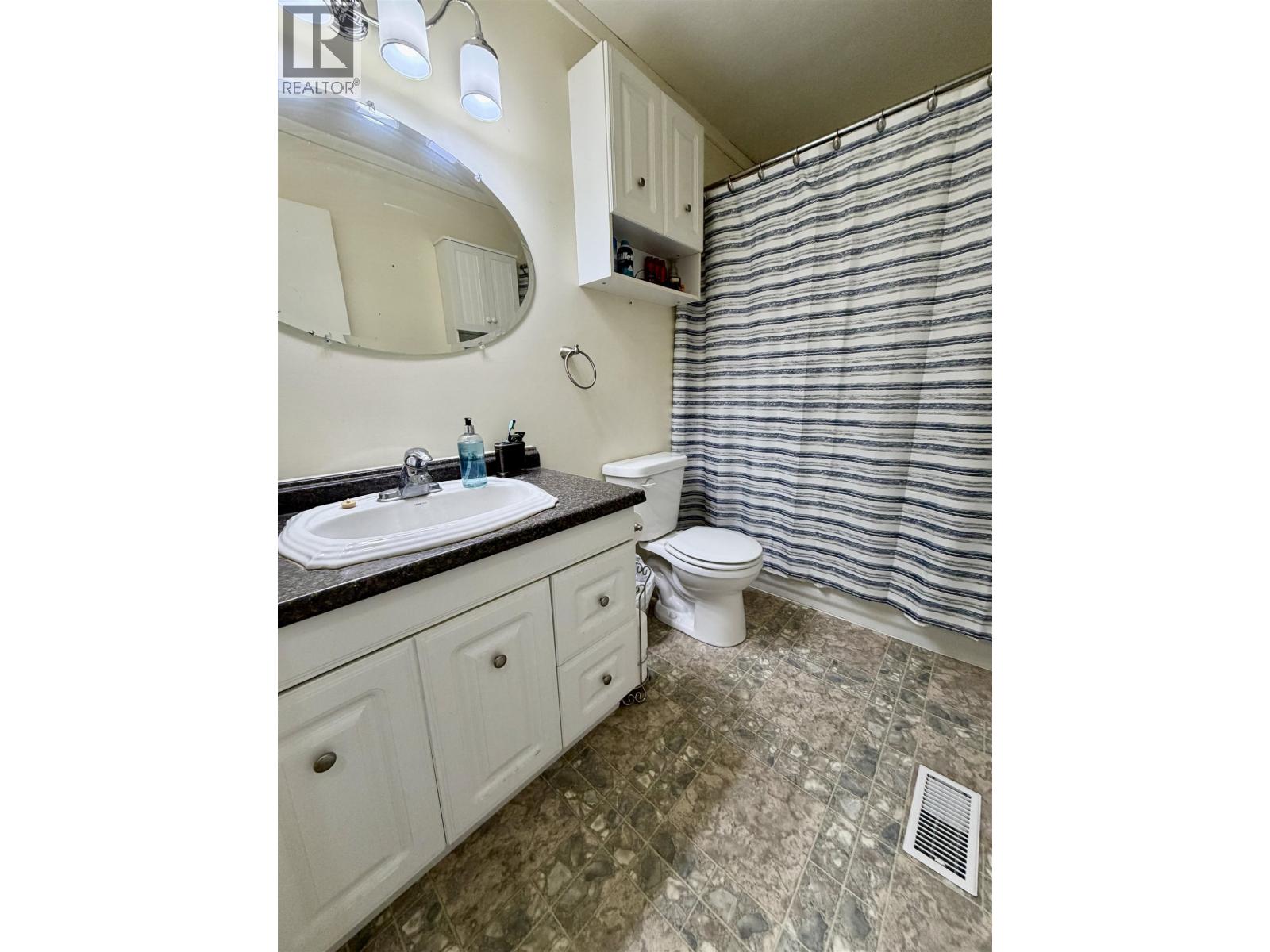 4729 Kitwanga Drive, 108 Mile Ranch, British Columbia  V0K 2Z0 - Photo 16 - R3162278